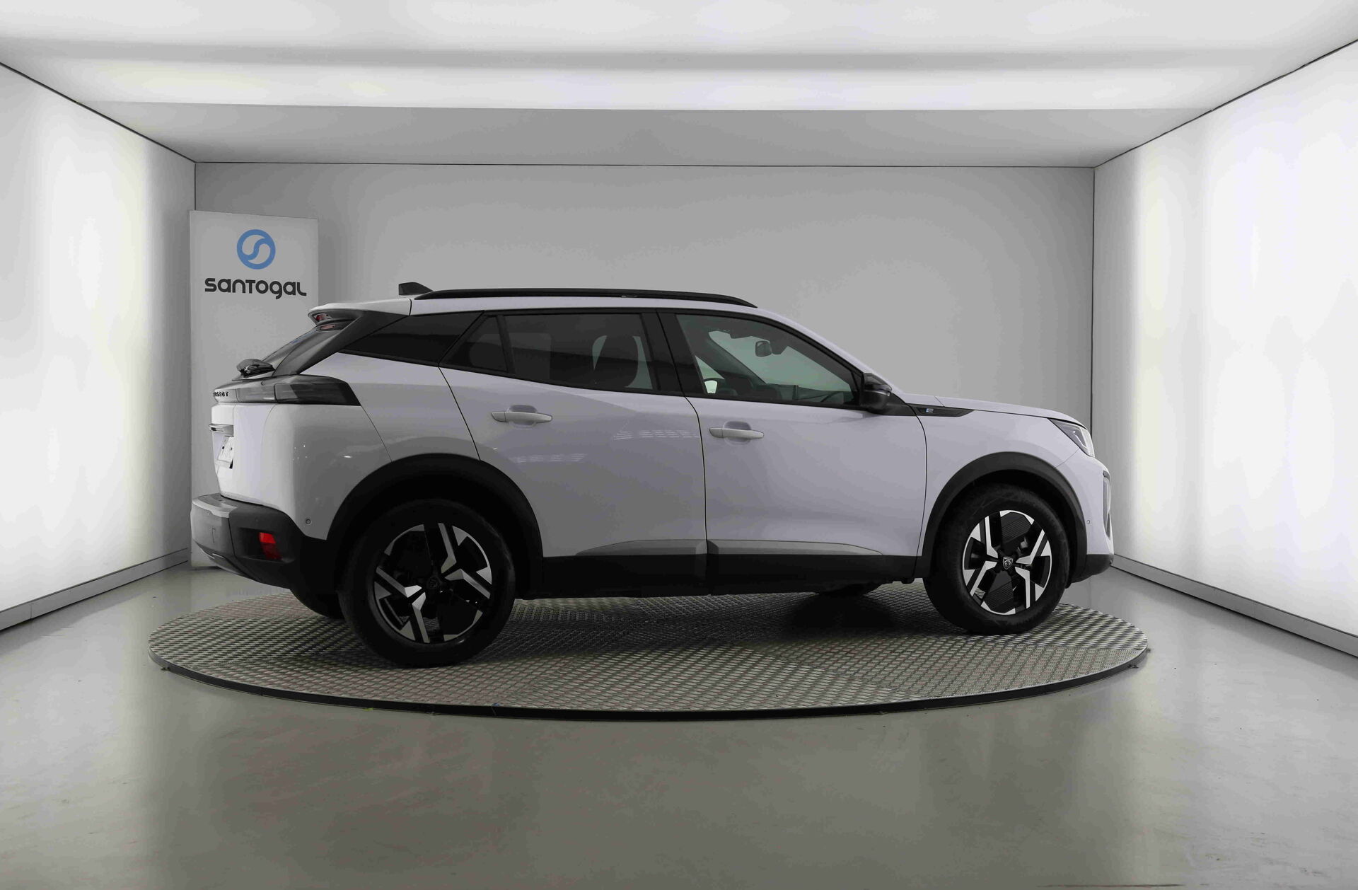 PEUGEOT 2008 e- 50 kWh Allure