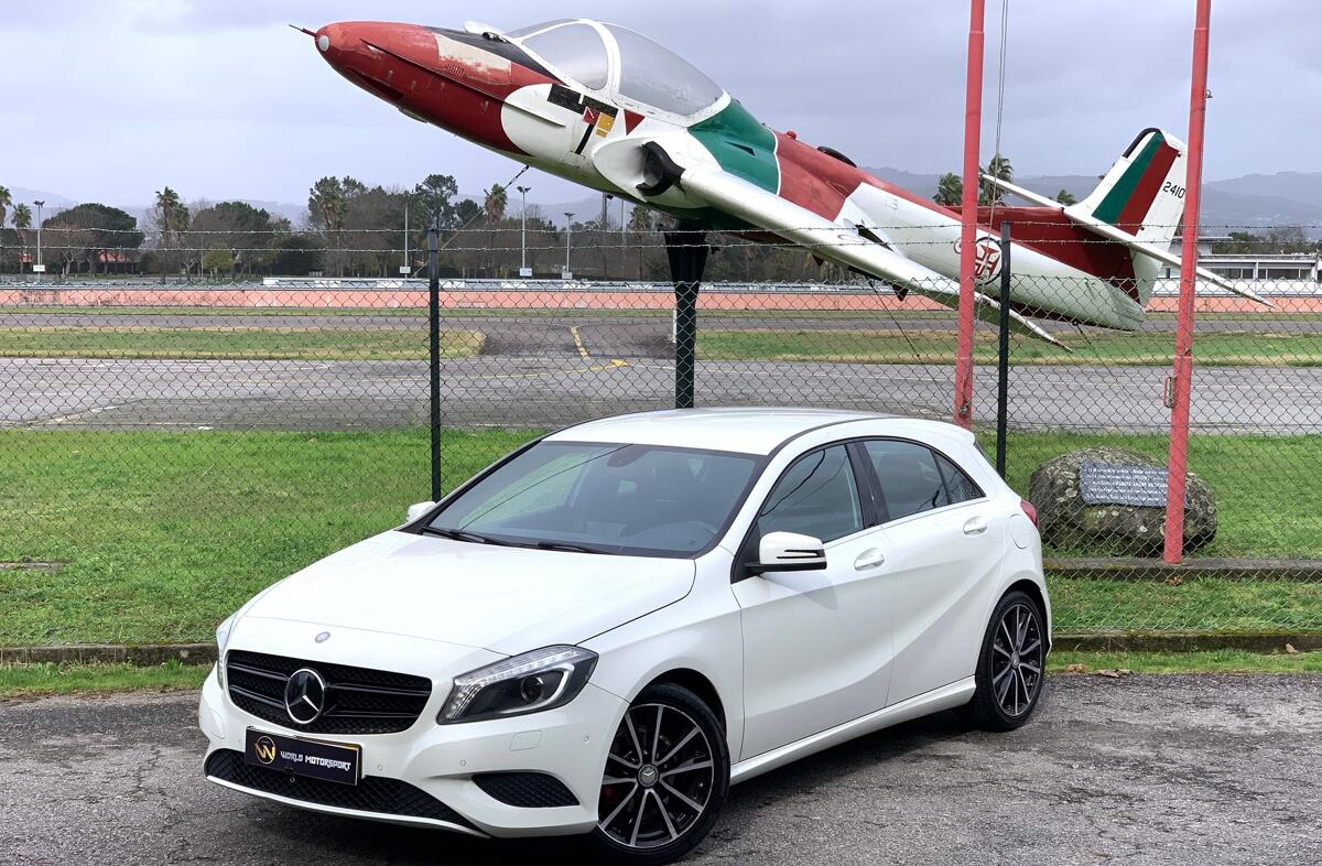 MERCEDES Classe A A 180 d AMG Line
