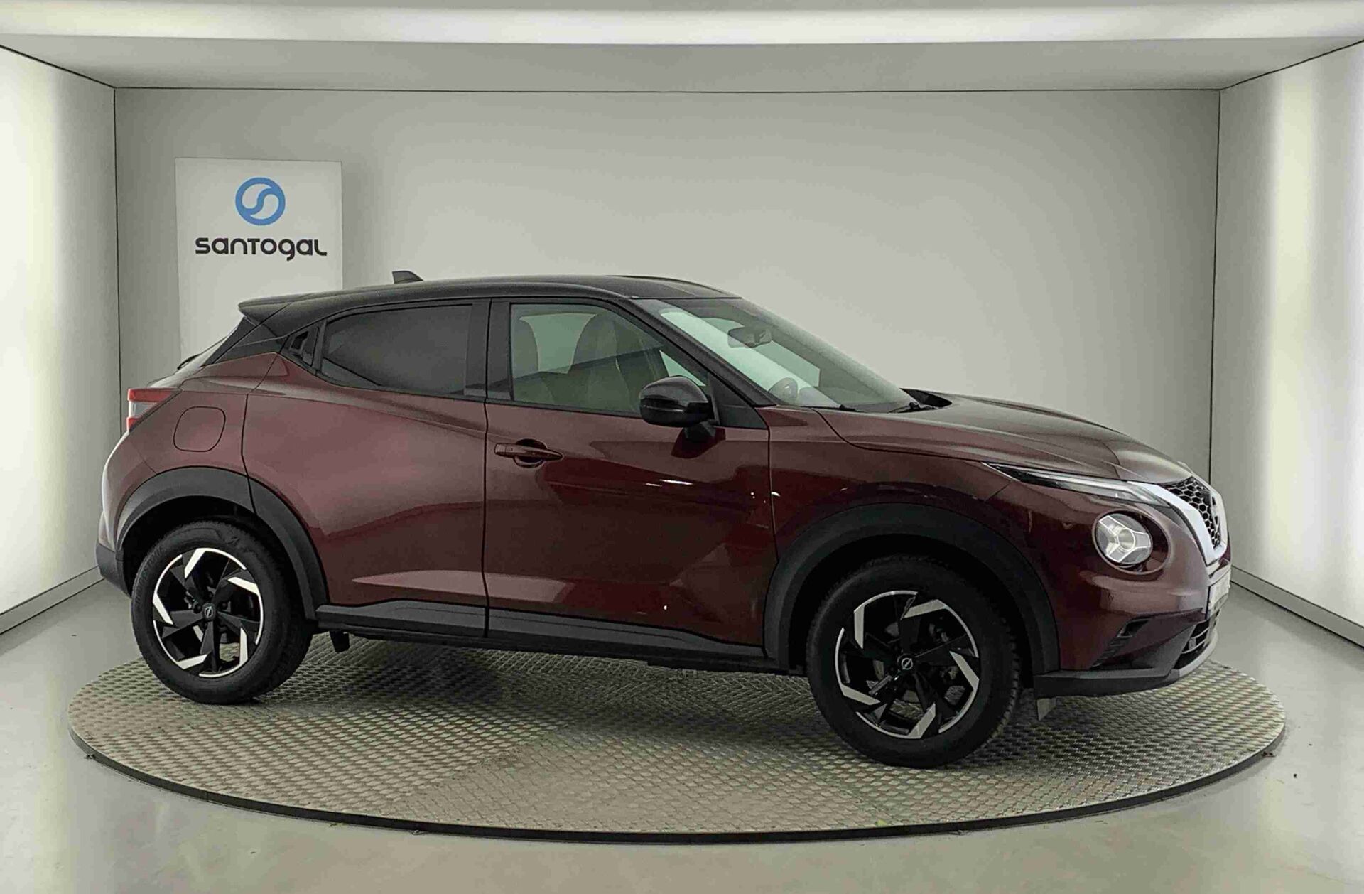 NISSAN Juke 1.0 DIG-T N-Connecta NAV.+TwoTone NC DCT