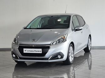 PEUGEOT 208 1.6 BlueHDi Style