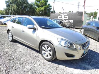 VOLVO V60 2.0 D3 Kinetic