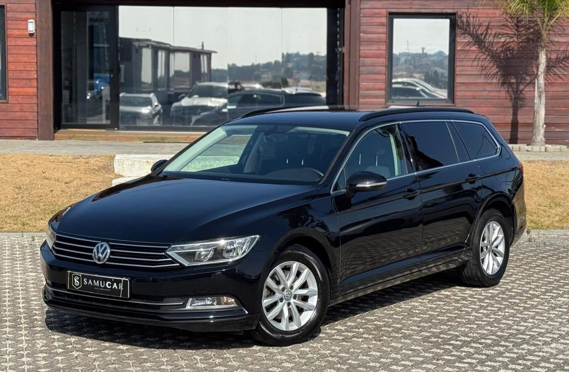 VOLKSWAGEN Passat 1.6 TDi BlueMotion