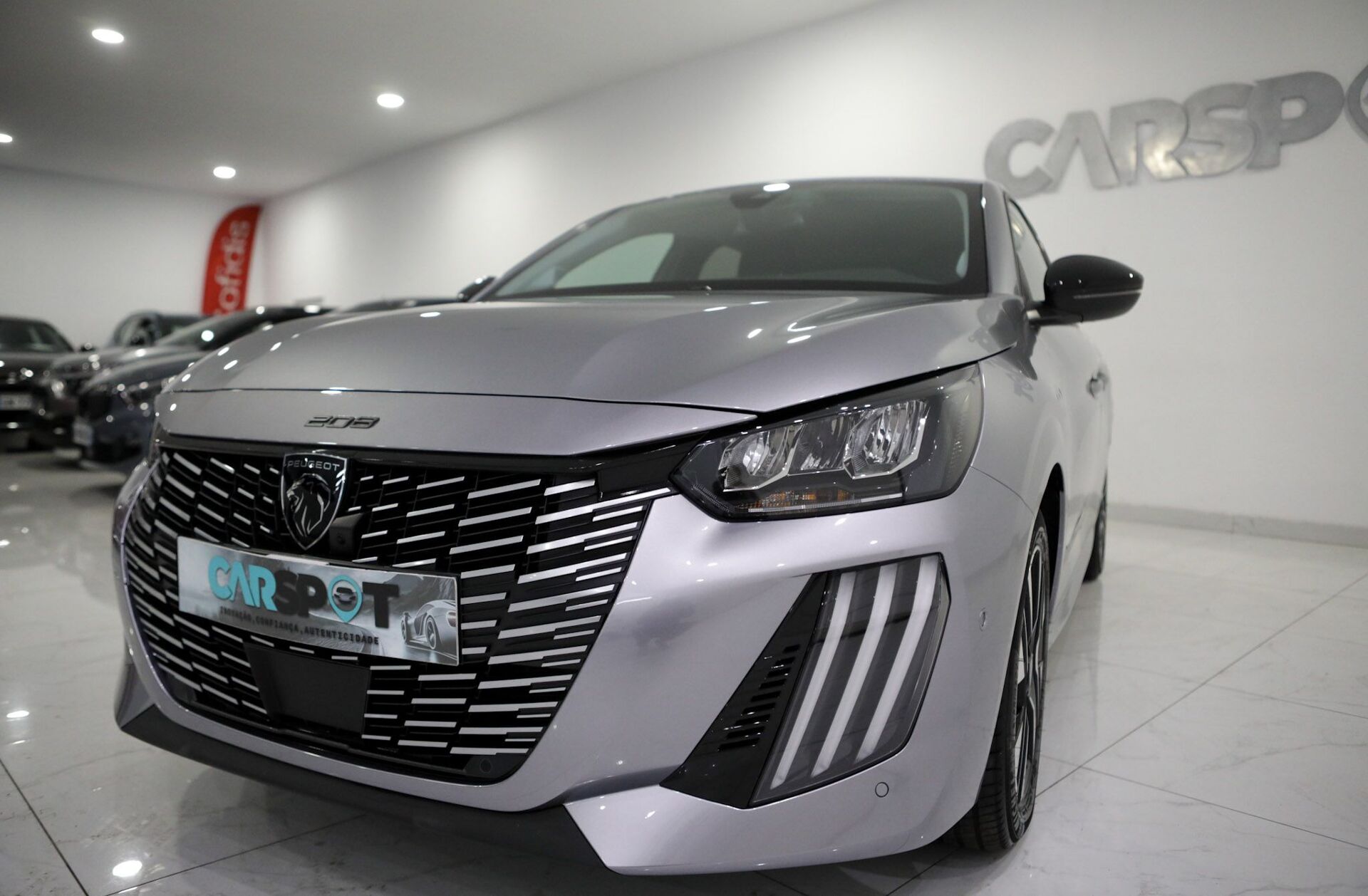 PEUGEOT 208 1.2 PureTech Allure