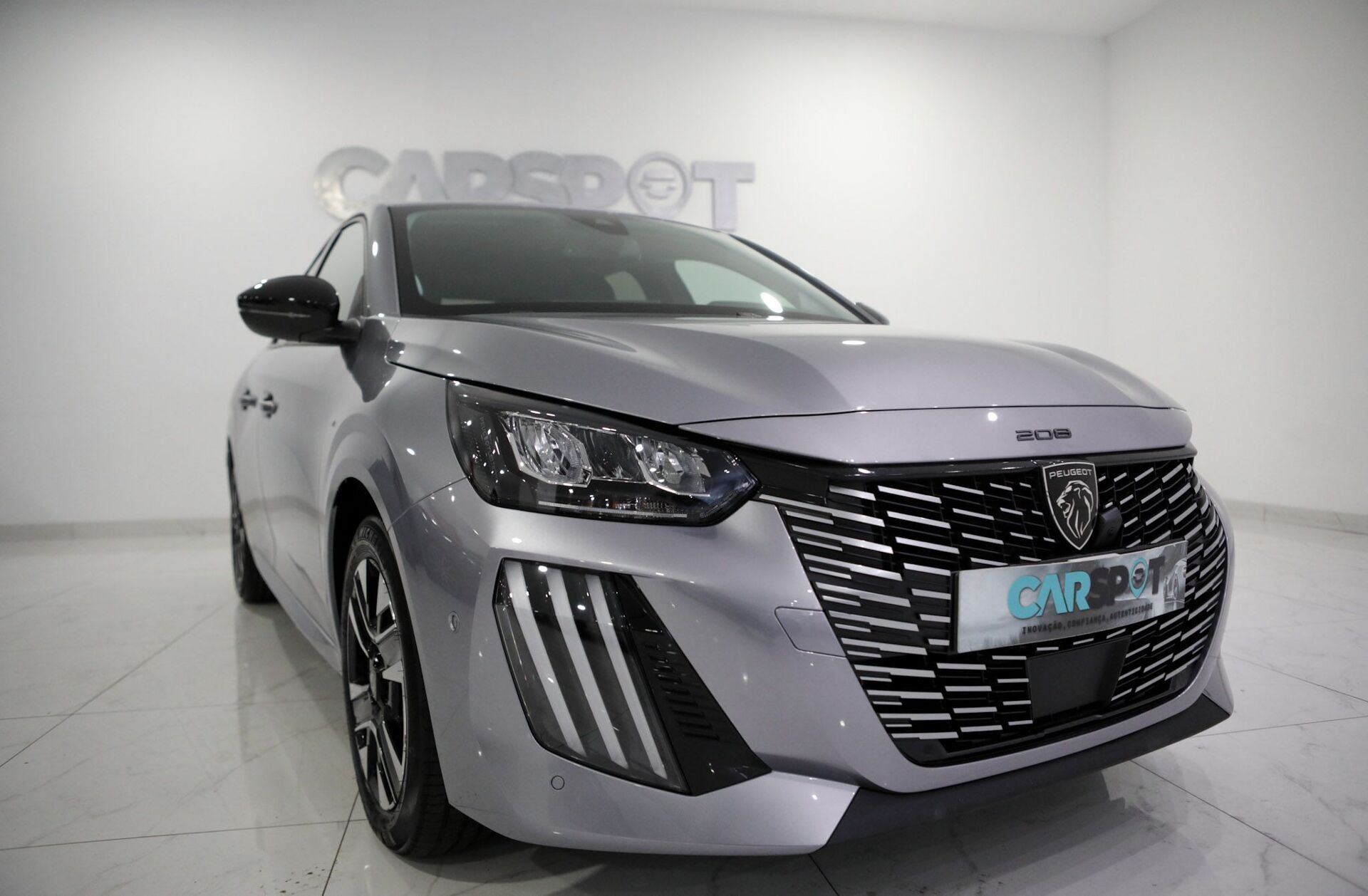 PEUGEOT 208 1.2 PureTech Allure