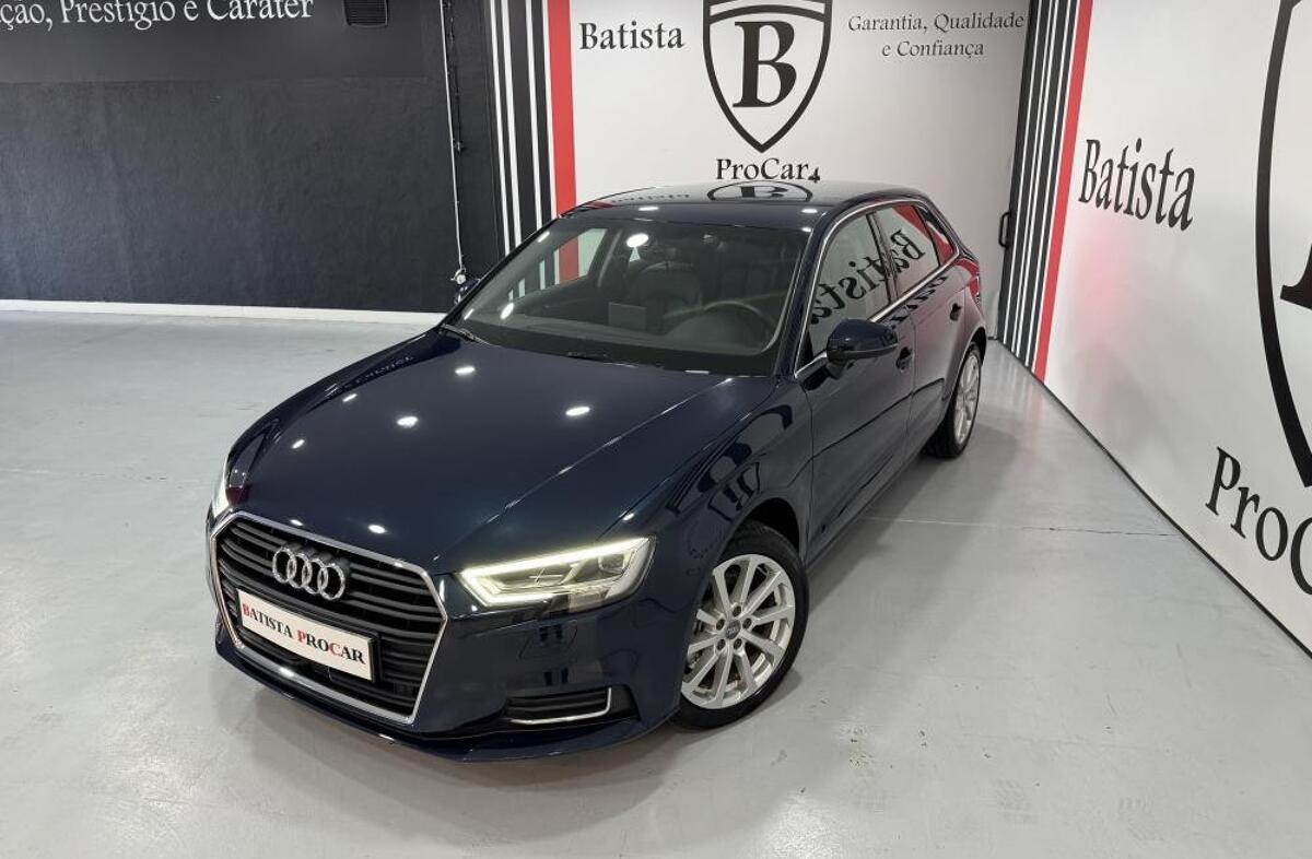 AUDI A3 30 TFSI Design