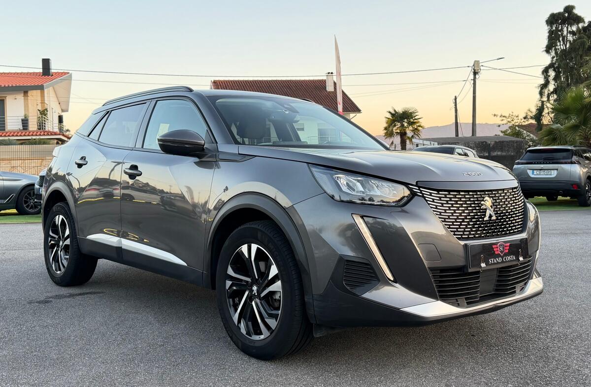 PEUGEOT 2008 1.2 PureTech Allure Pack