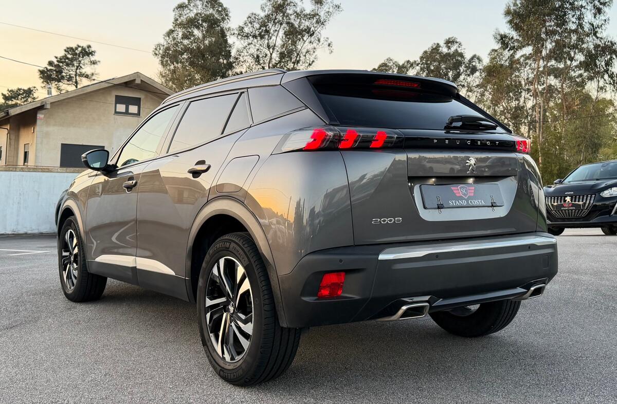 PEUGEOT 2008 1.2 PureTech Allure Pack