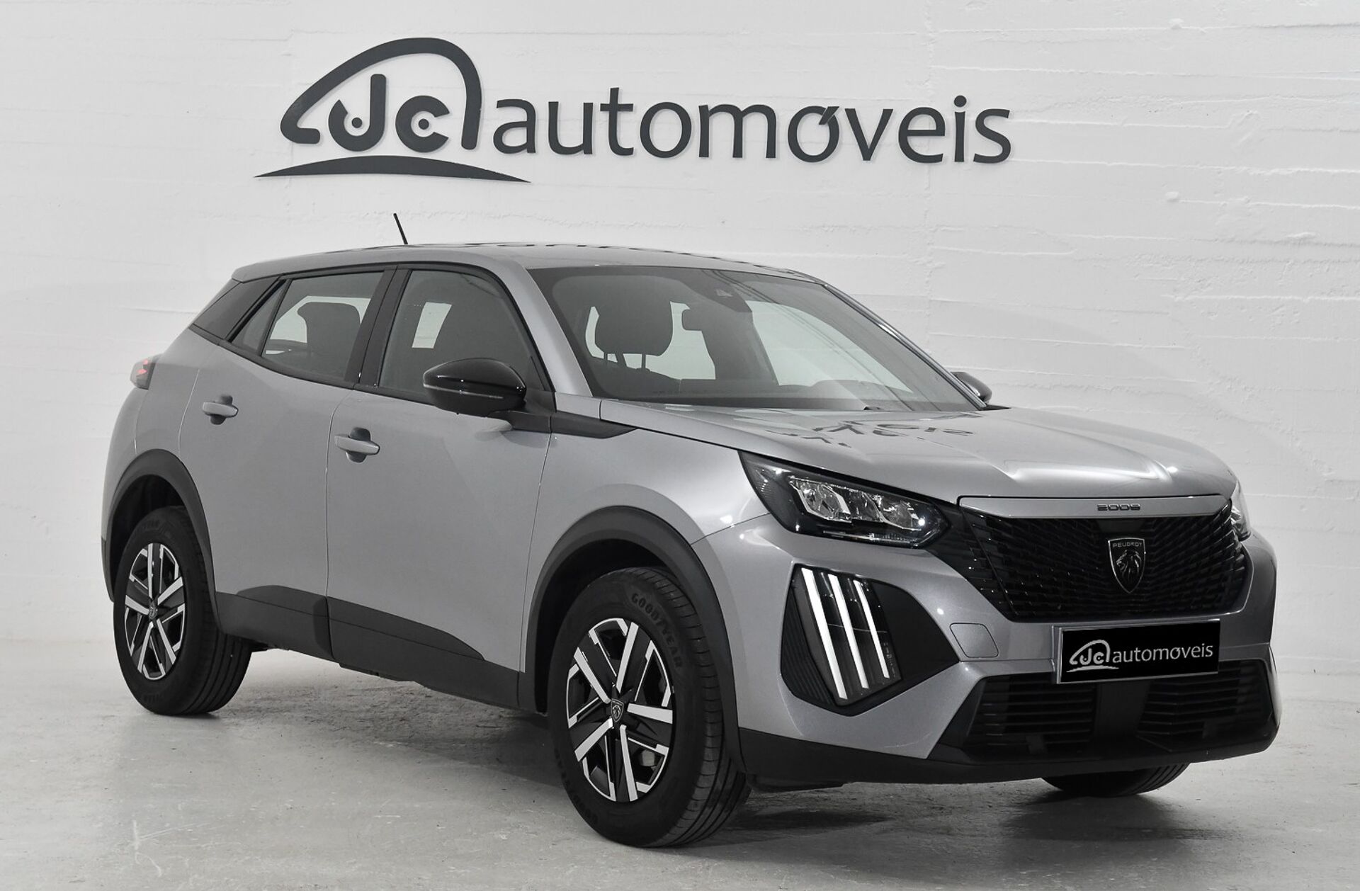 PEUGEOT 2008 1.2 PureTech Active