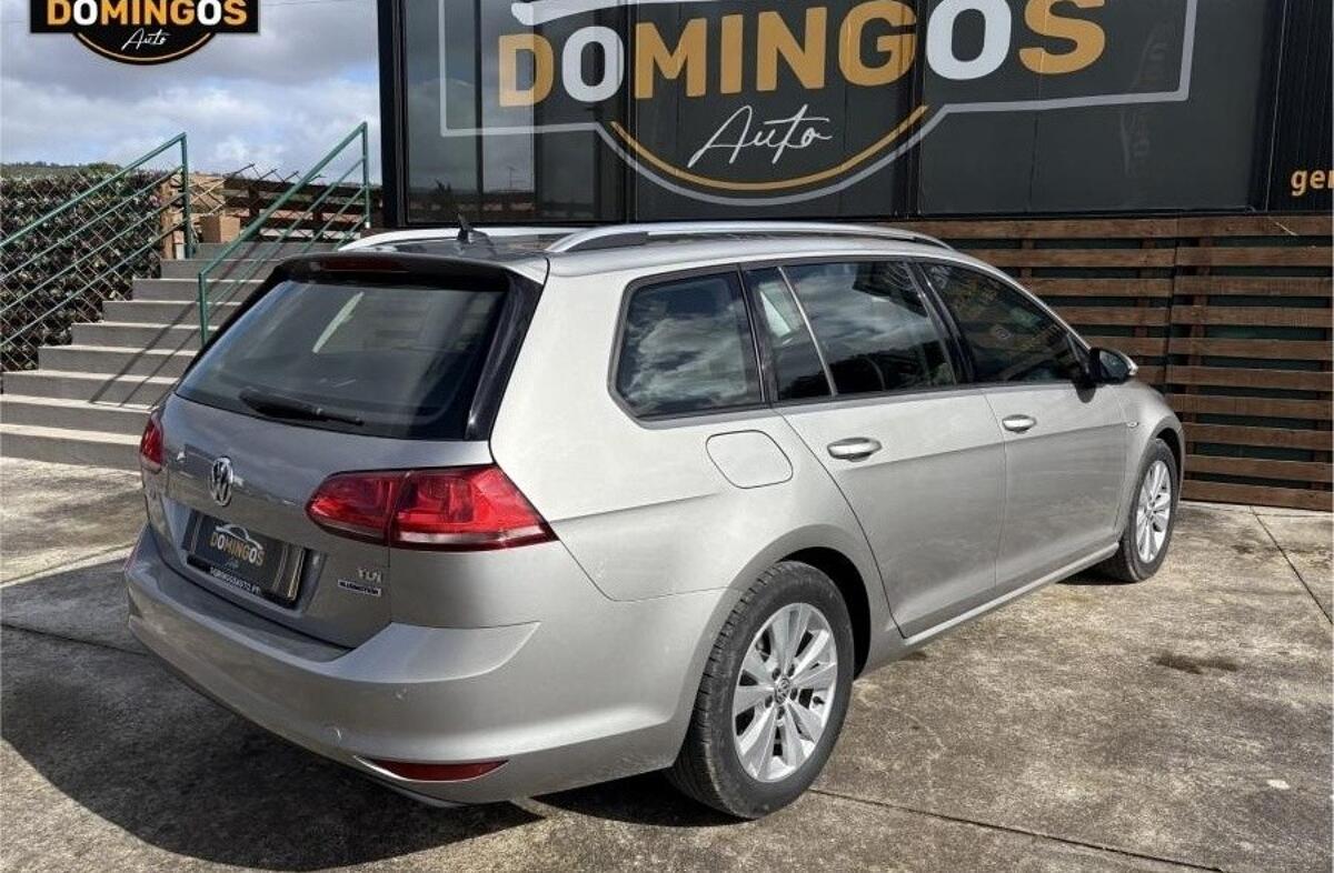 VOLKSWAGEN Golf 1.6 TDi BlueMotion Confortline