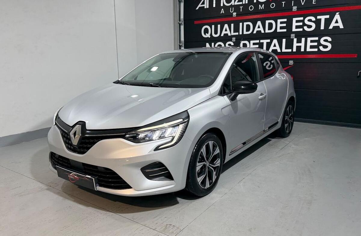 RENAULT Clio 1.0 TCe Intens