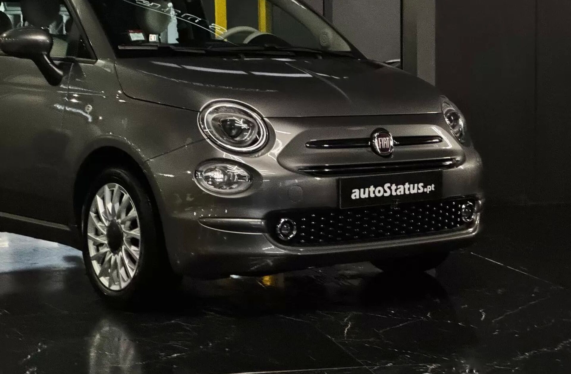 FIAT 500 C 1.0 Hybrid Lounge