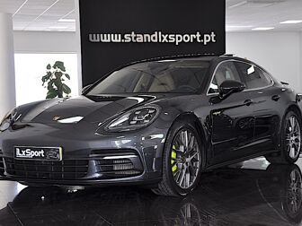 PORSCHE Panamera 4 E-Hybrid