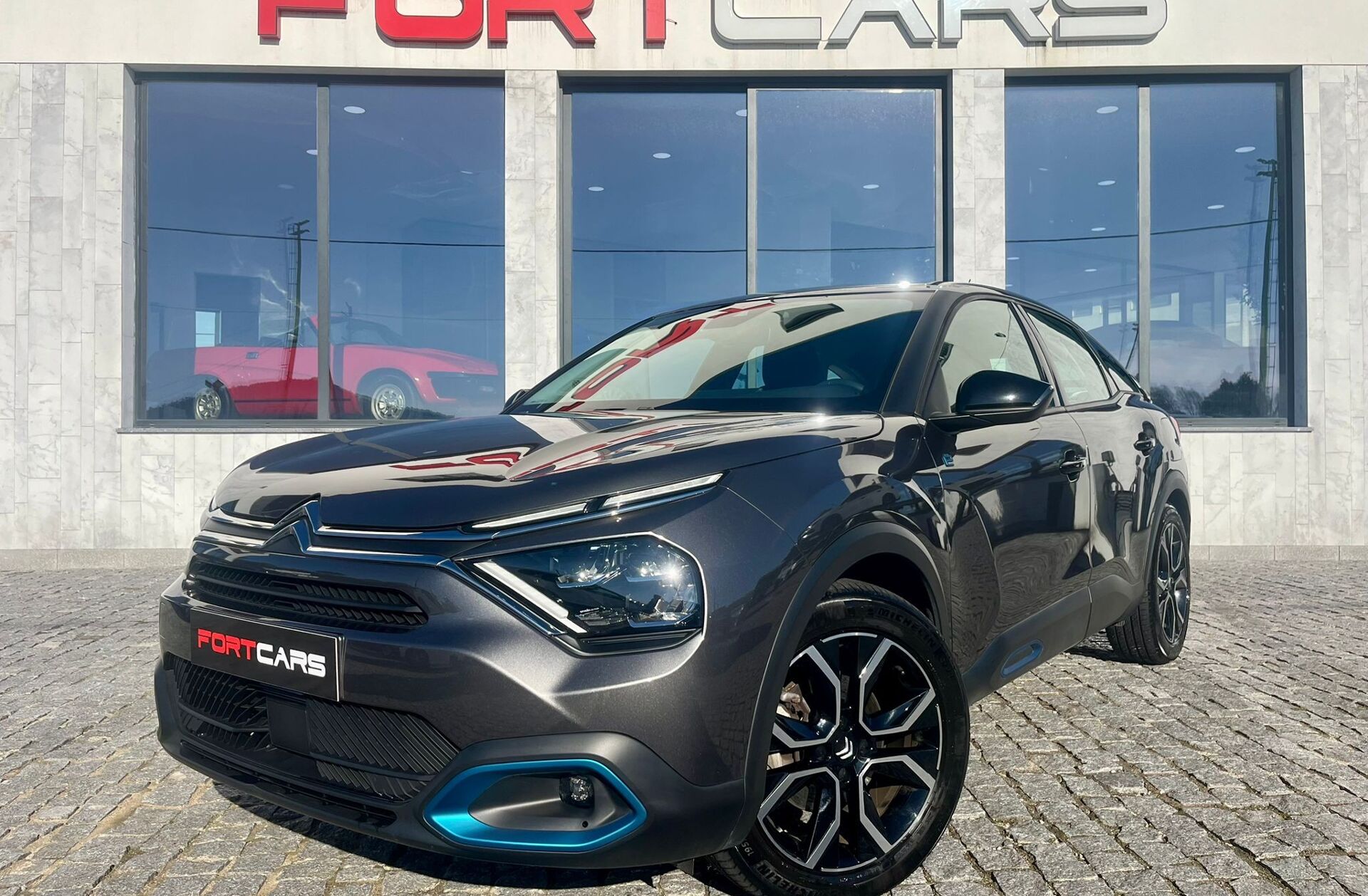 CITROEN C4 e- 50 kWh Shine