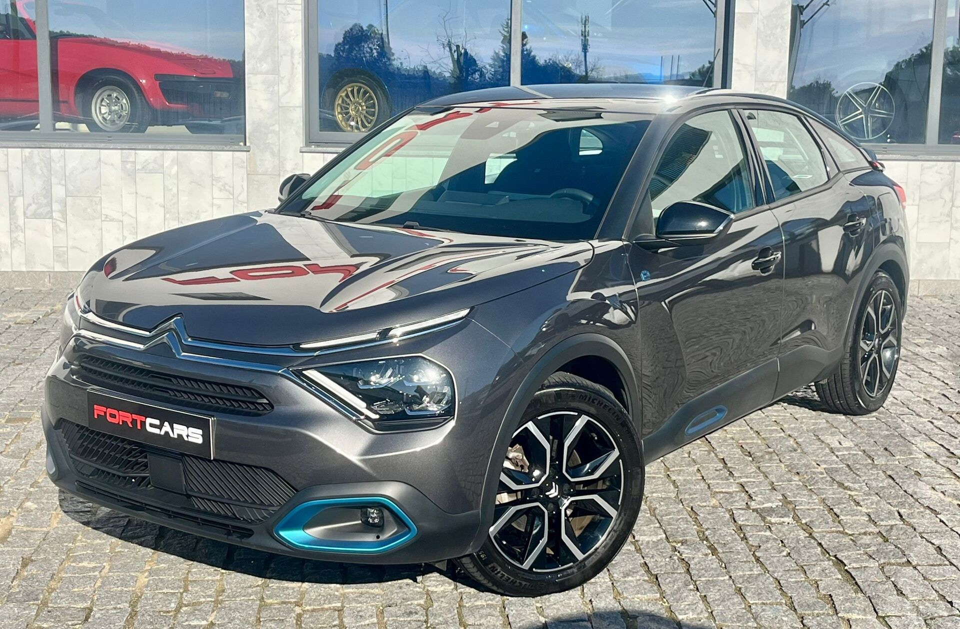 CITROEN C4 e- 50 kWh Shine