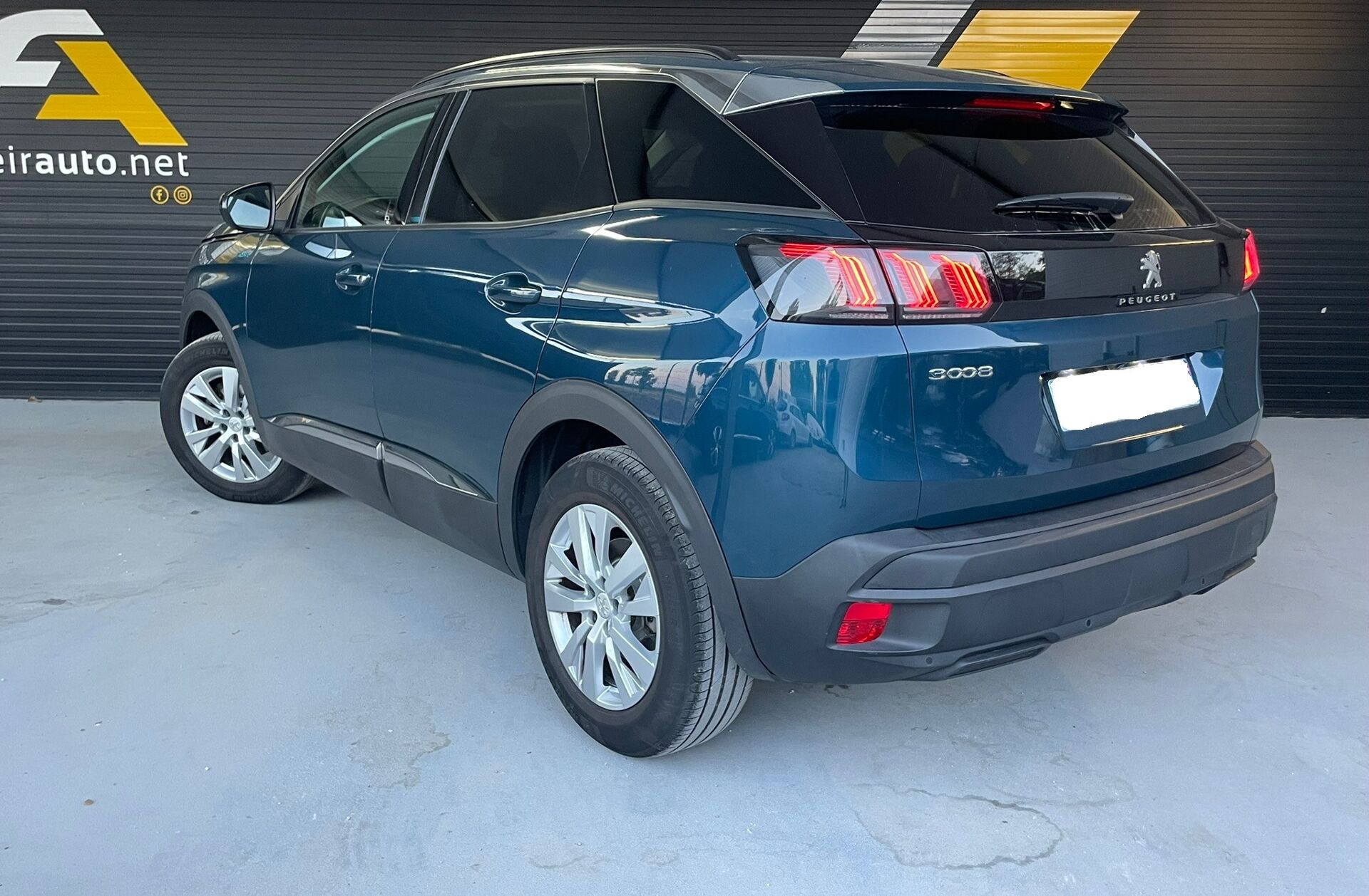 PEUGEOT 3008 1.2 PureTech GT