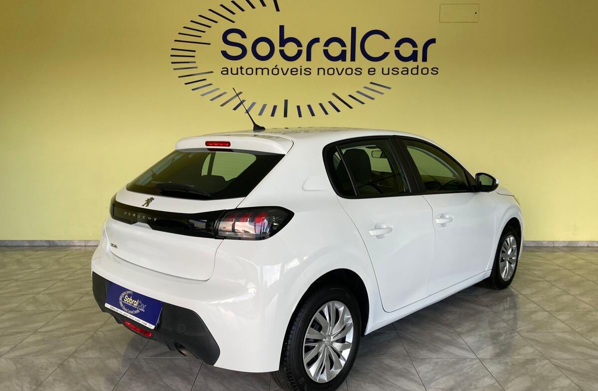 PEUGEOT 208 1.2 PureTech Active