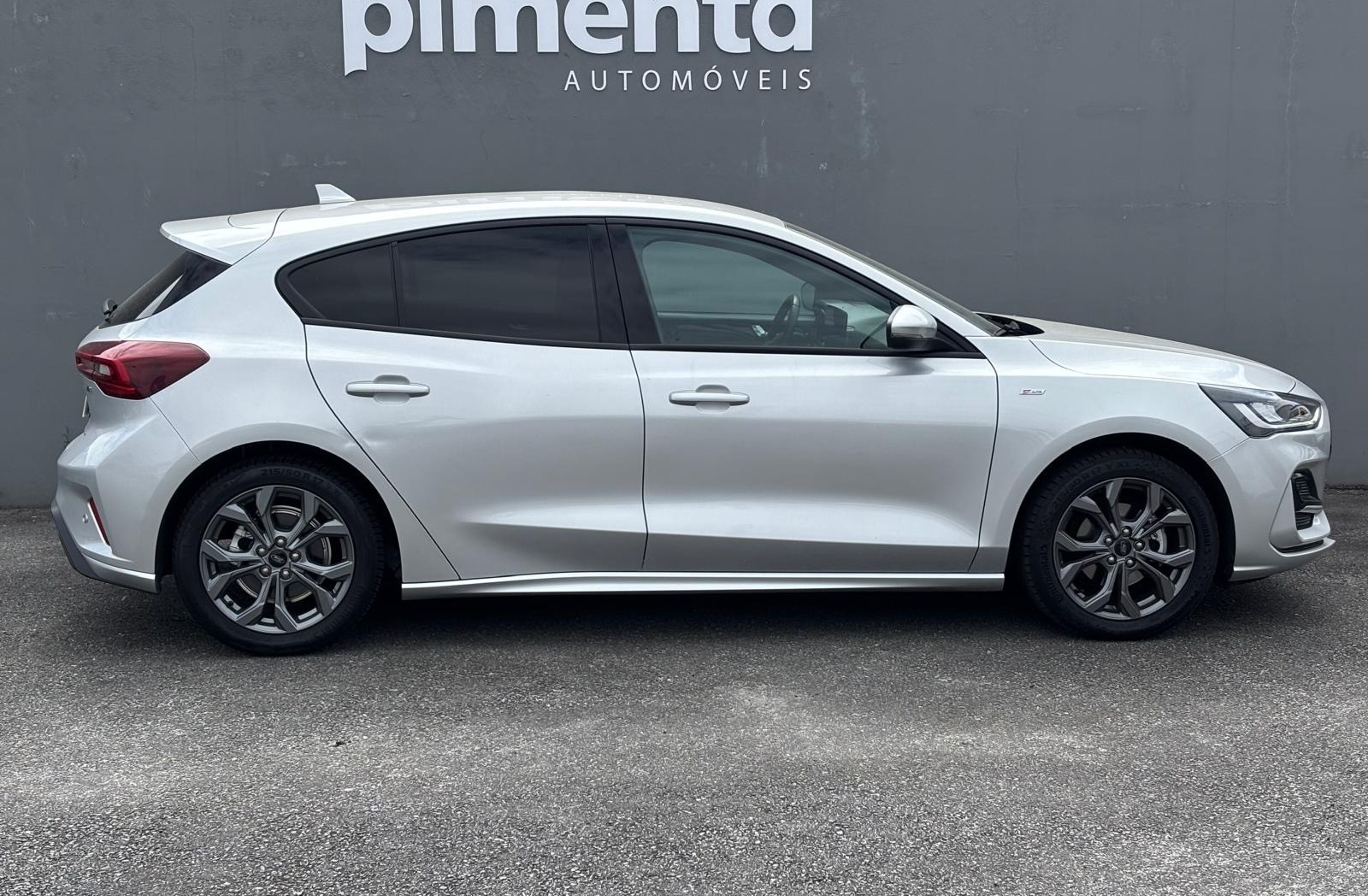 FORD Focus 1.0 EcoBoost MHEV ST-Line