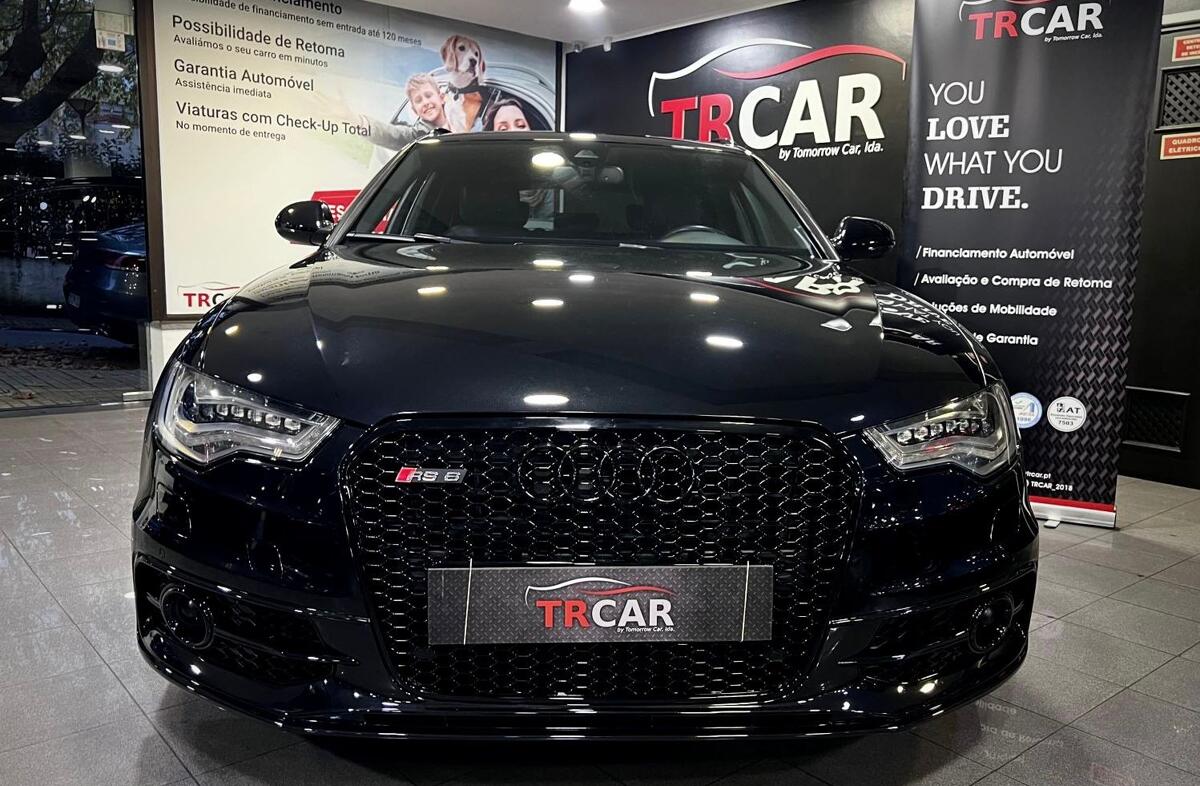 AUDI A6 2.0 TDi S-line Multitronic