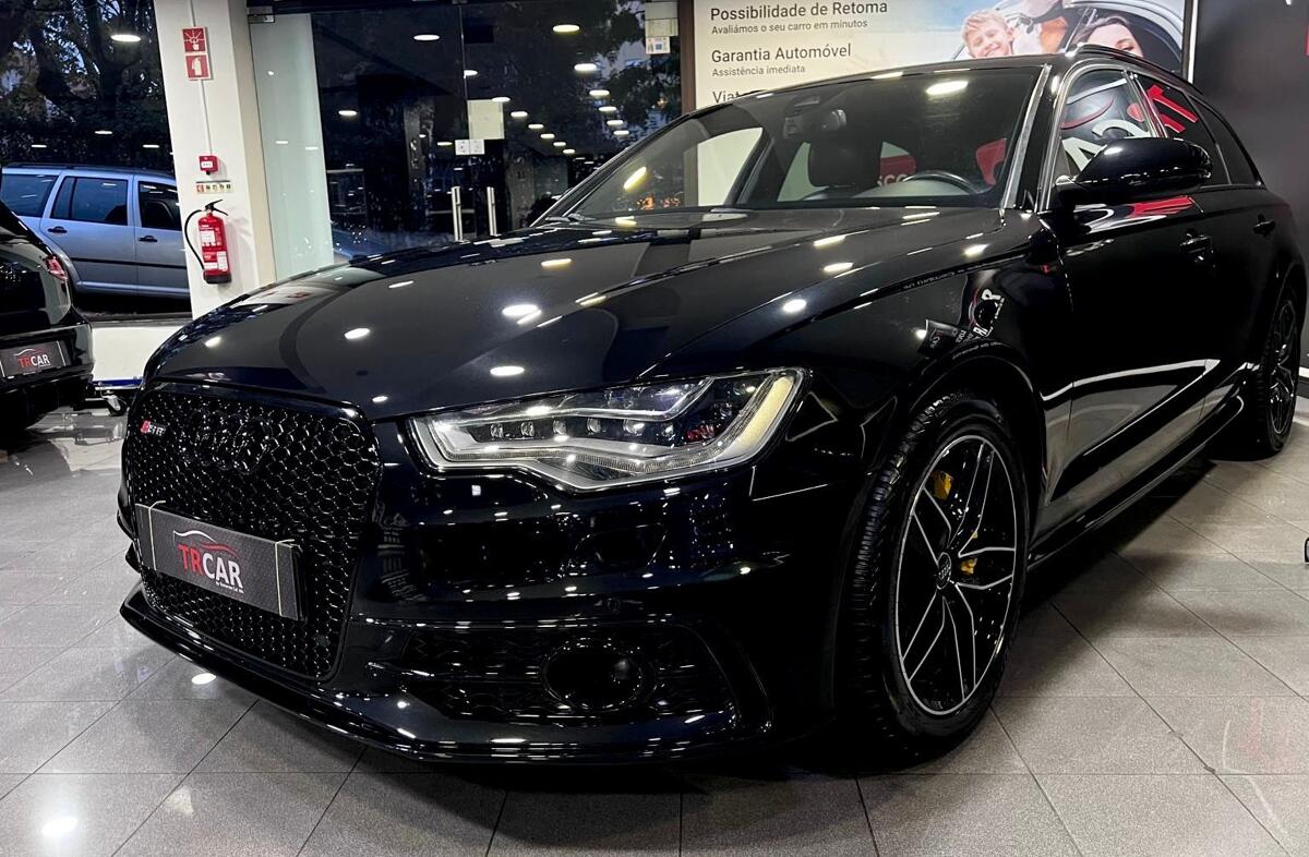 AUDI A6 2.0 TDi S-line Multitronic