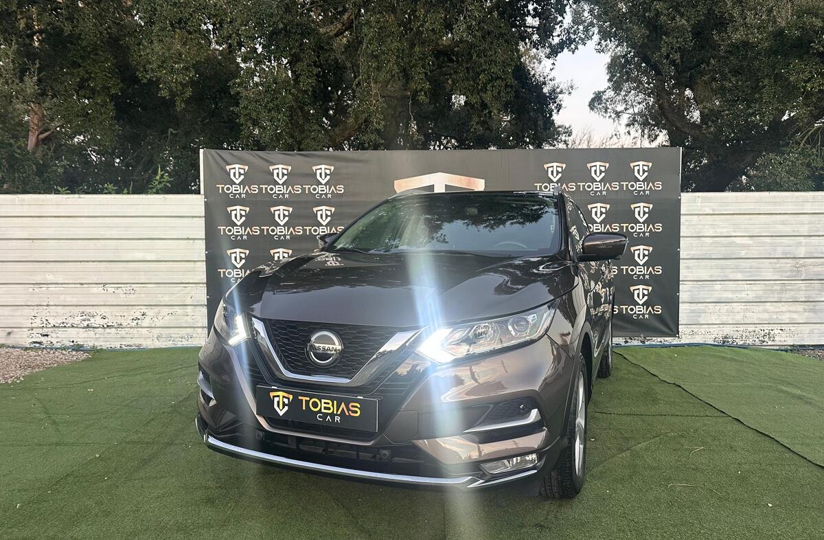 NISSAN Qashqai 1.3 DIG-T N-Connecta J18