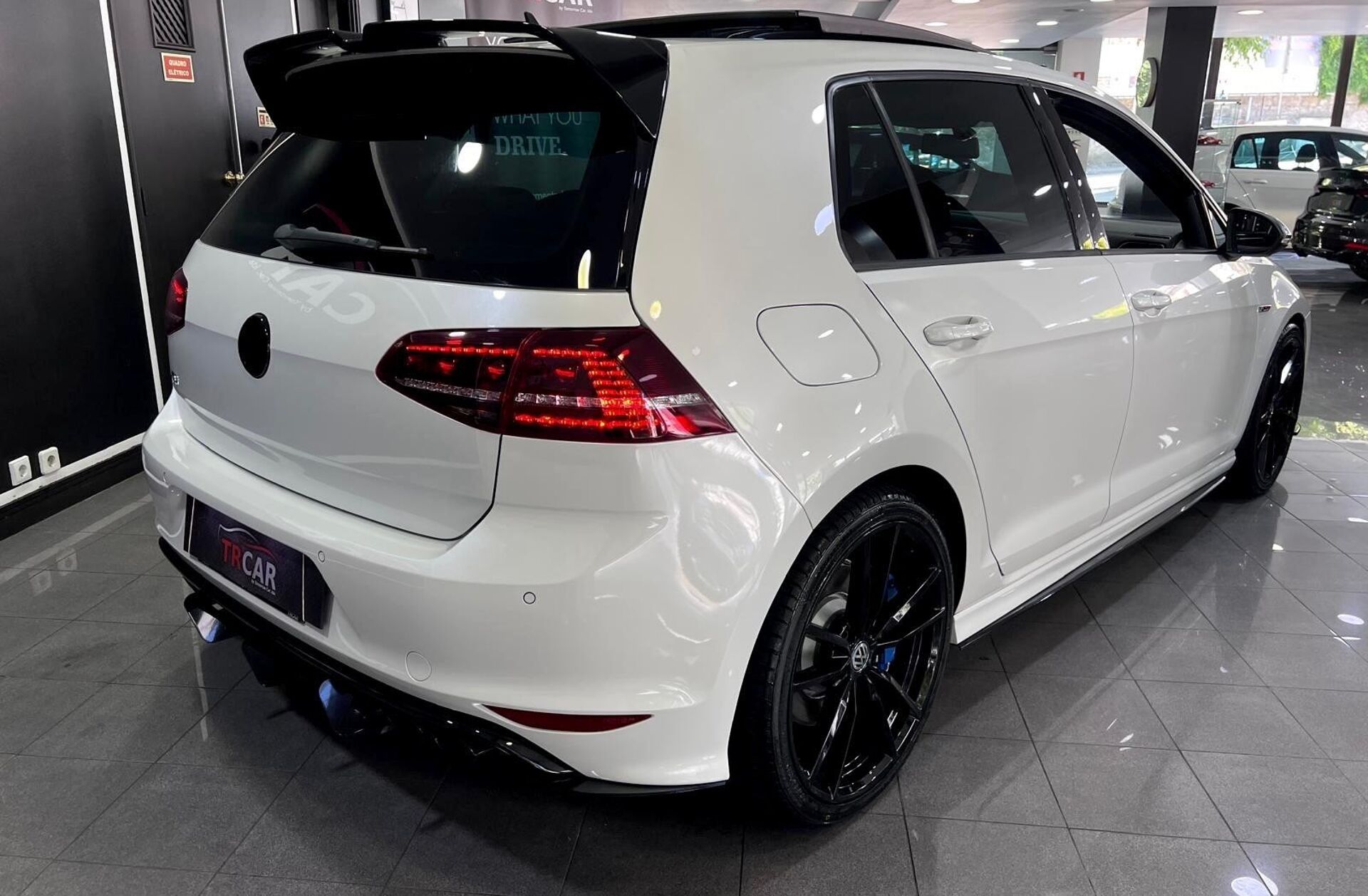 VOLKSWAGEN Golf 2.0 TSi R DSG
