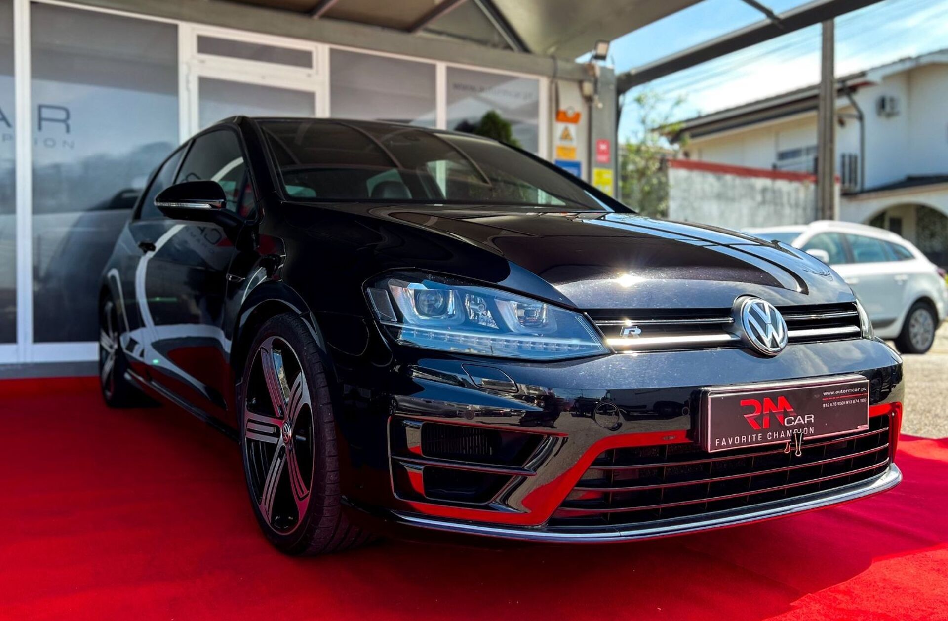 VOLKSWAGEN Golf 2.0 TSi R