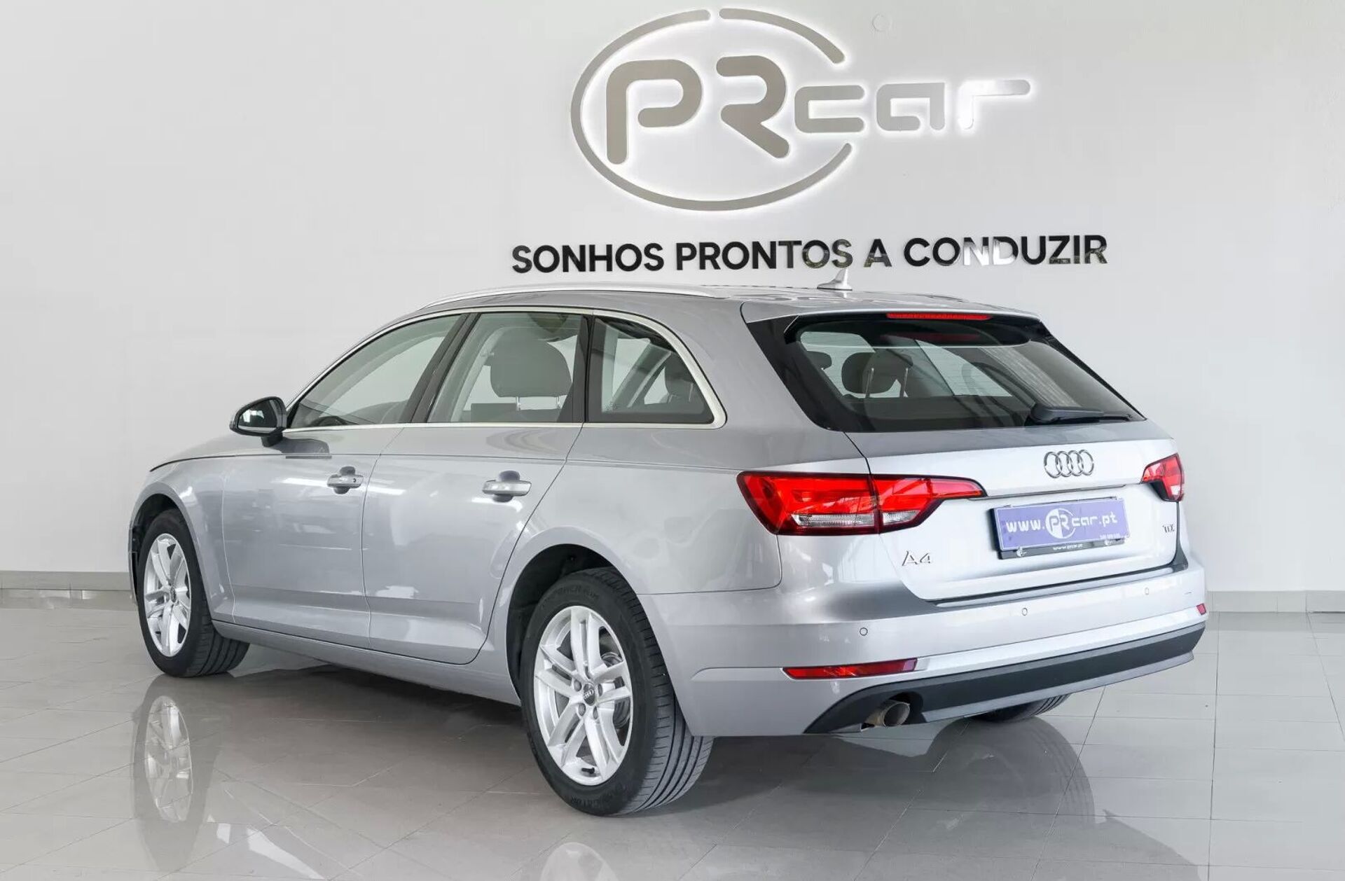 AUDI A4 2.0 TDI Advance S tronic