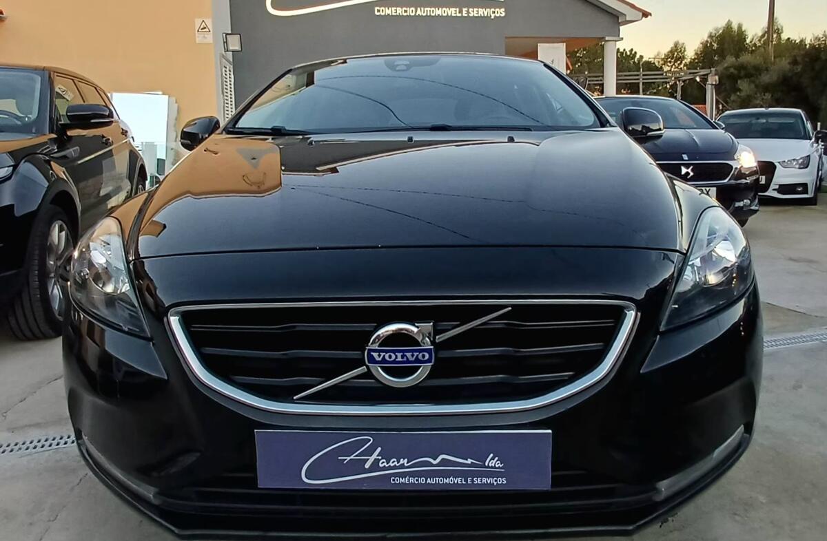 VOLVO V40 2.0 D2 Kinetic