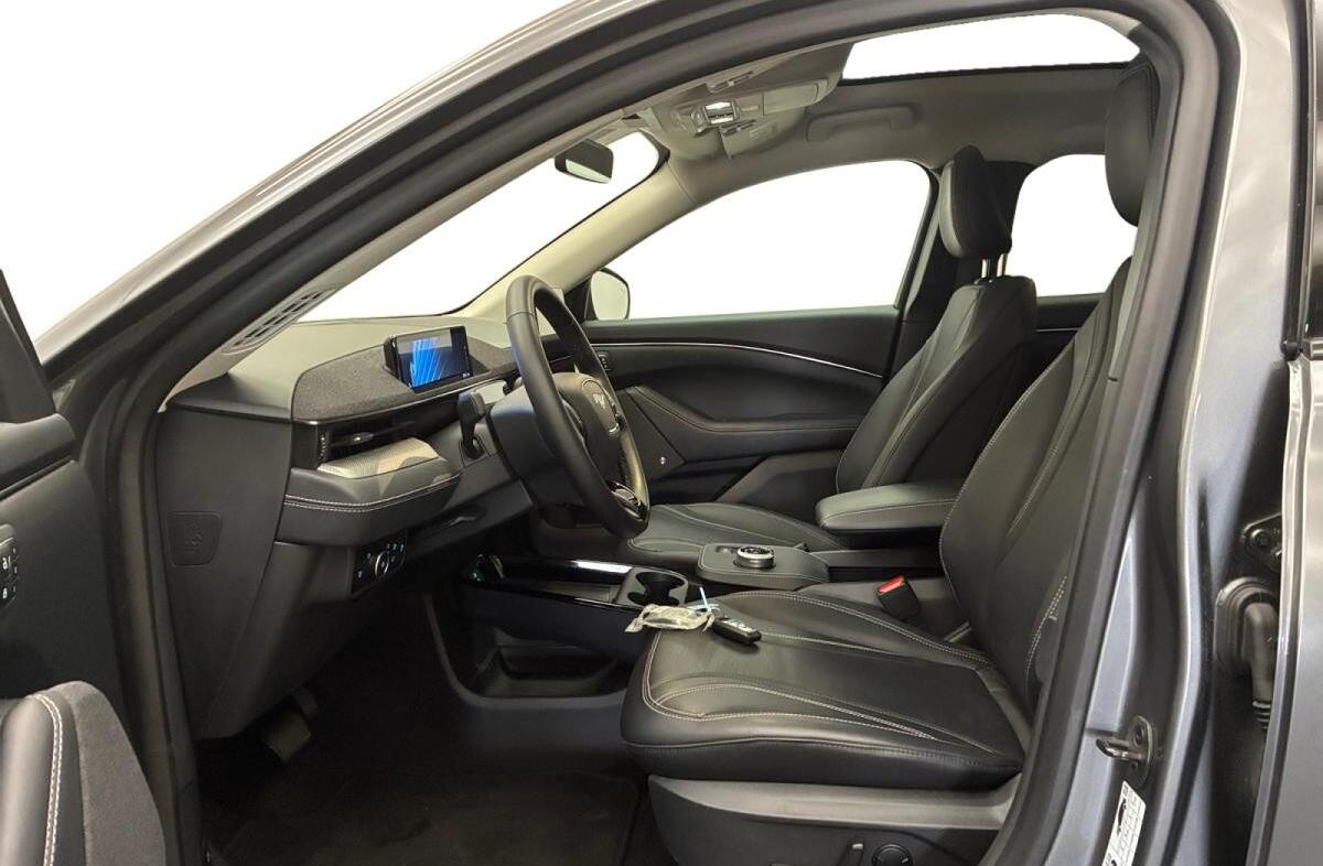 FORD Mustang Mach-E Premium