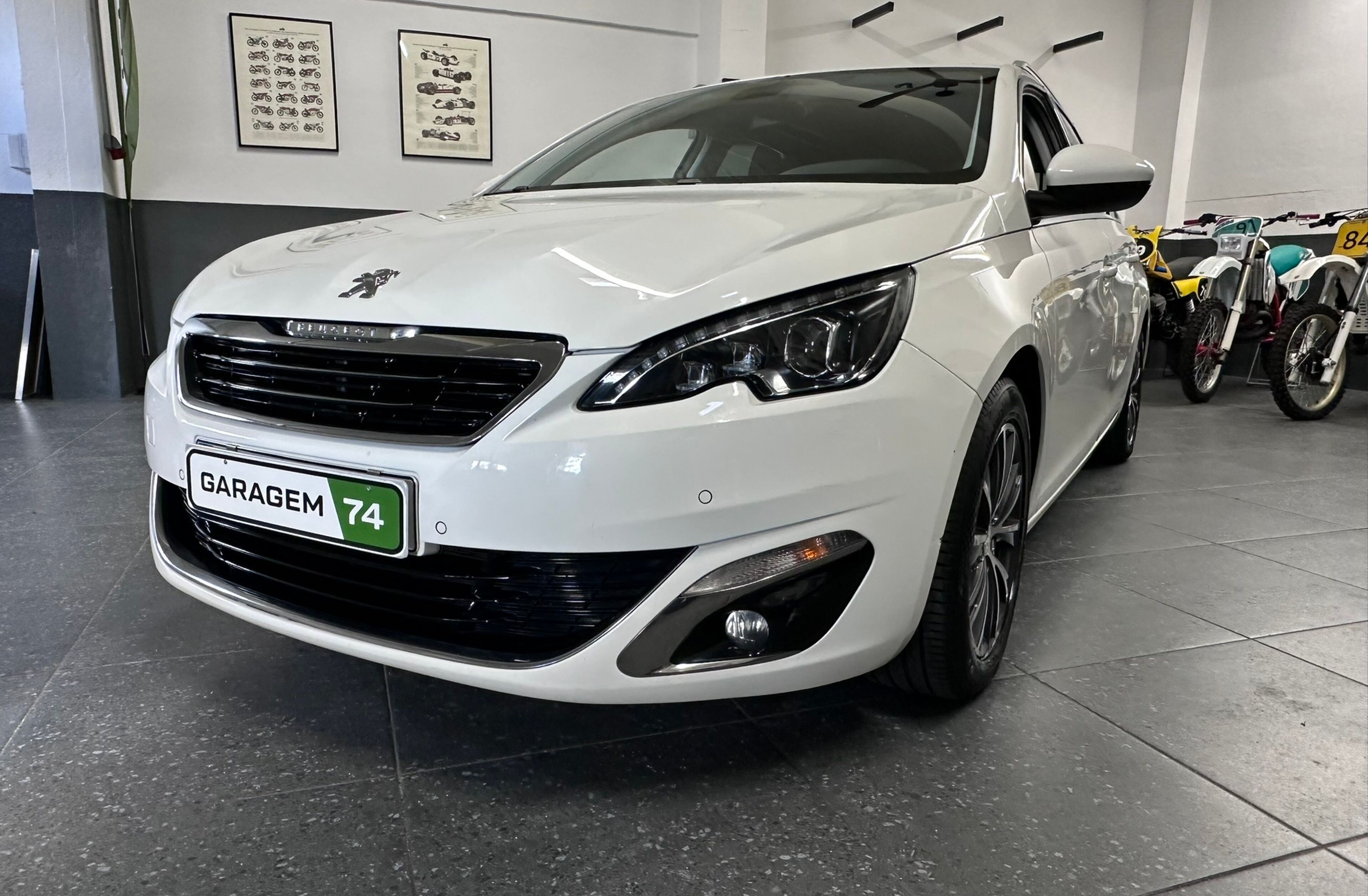 PEUGEOT 308 1.6 e-HDi Allure