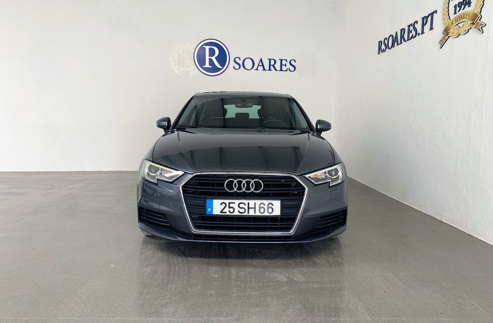 AUDI A3 1.6 TDi B.Line Attraction