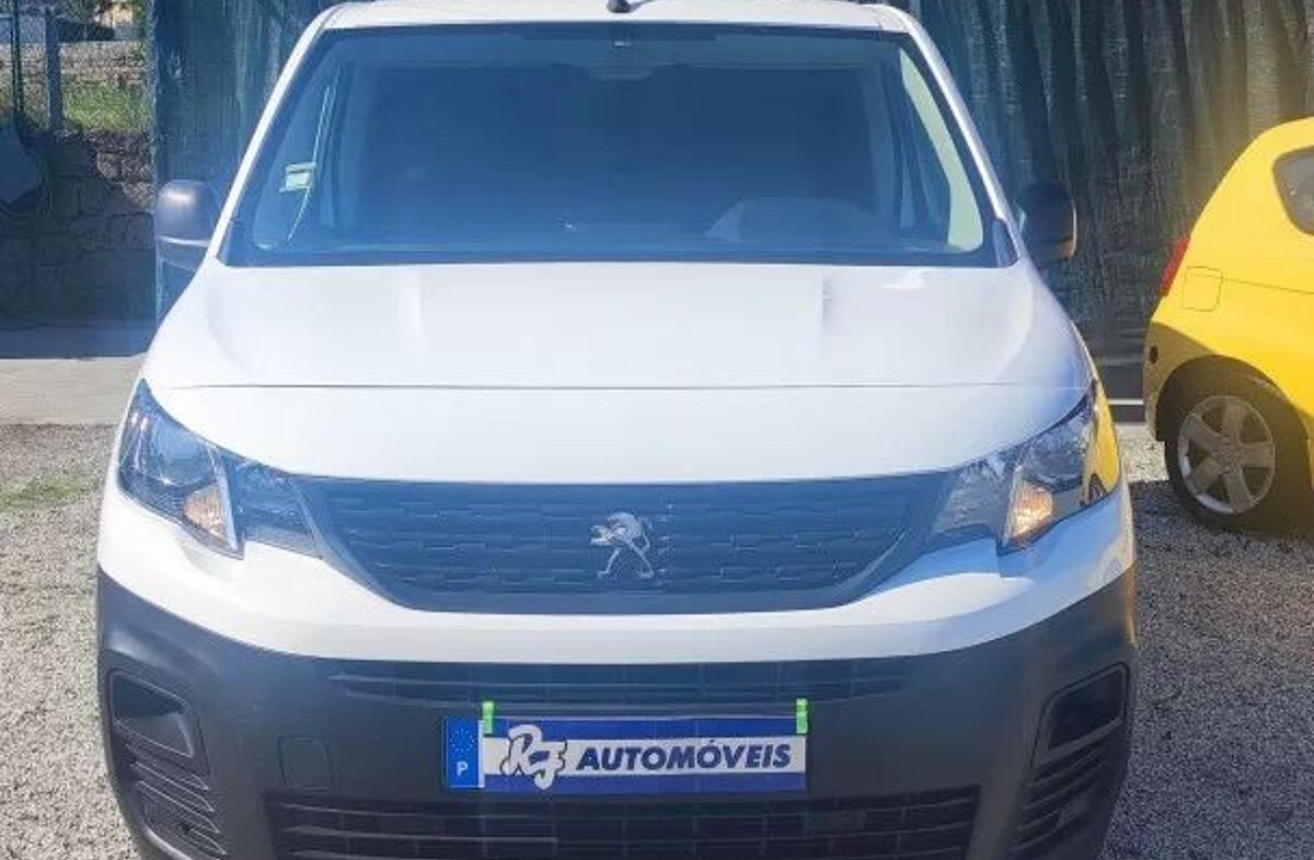 PEUGEOT Partner 1.5 BlueHDi Pro Longa