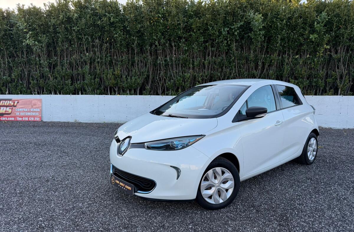 RENAULT ZOE Life