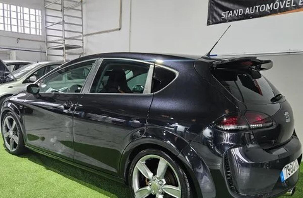 SEAT Leon 2.0 TDi FR 18 Tiago Monteiro