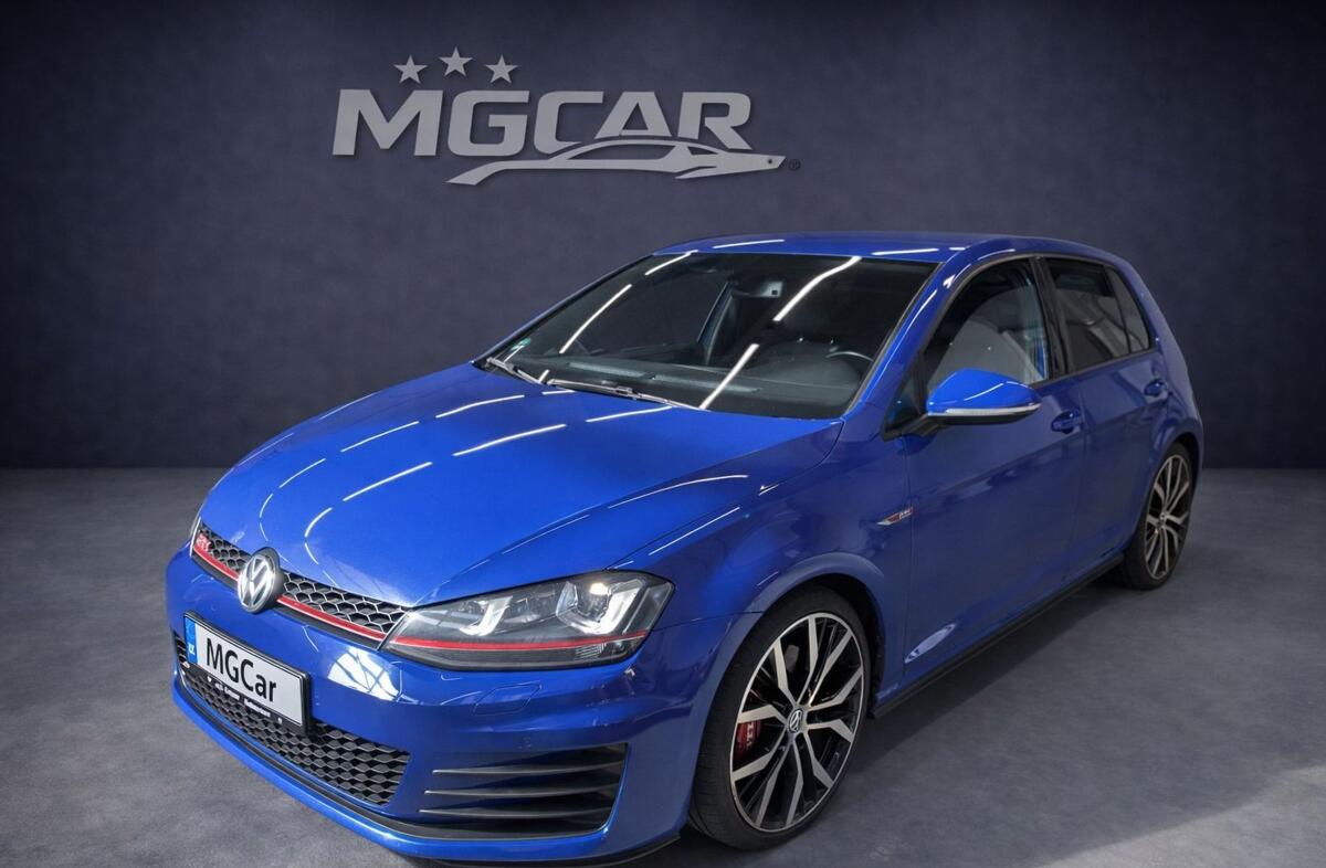 VOLKSWAGEN Golf 2.0 TSi GTi DSG Performance