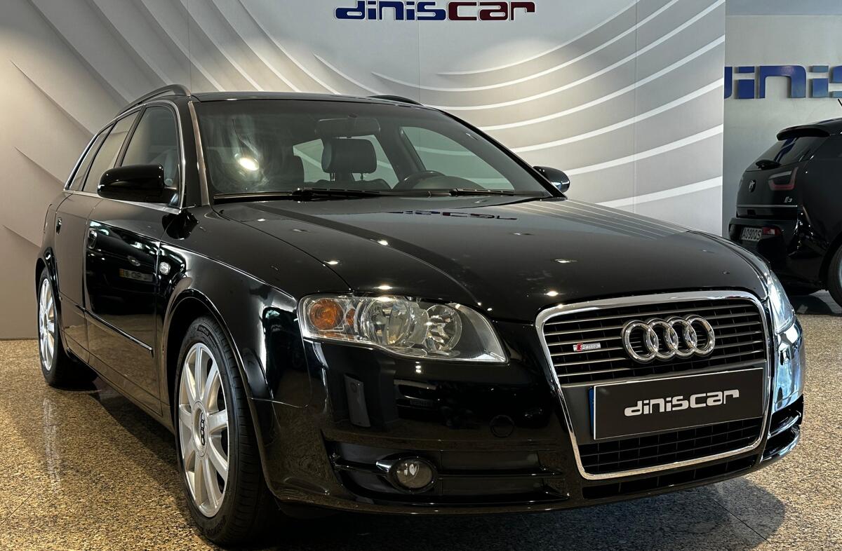 AUDI A4 2.0 TDi S-line