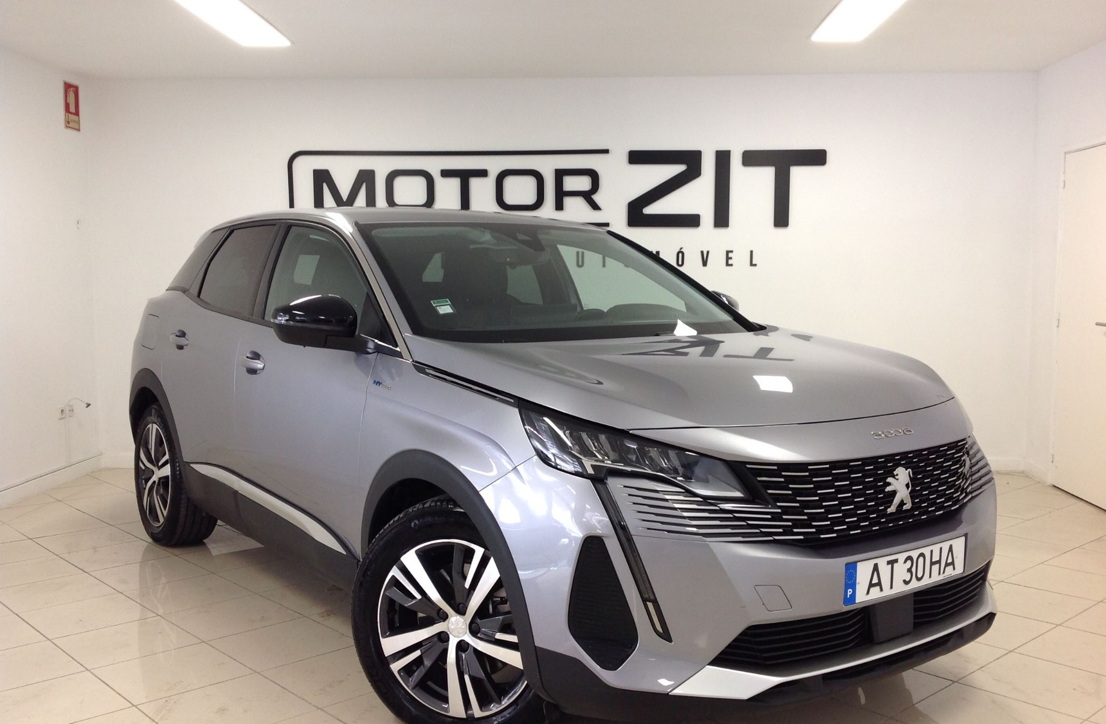 PEUGEOT 3008 1.6 Hybrid Allure Pack e-EAT8