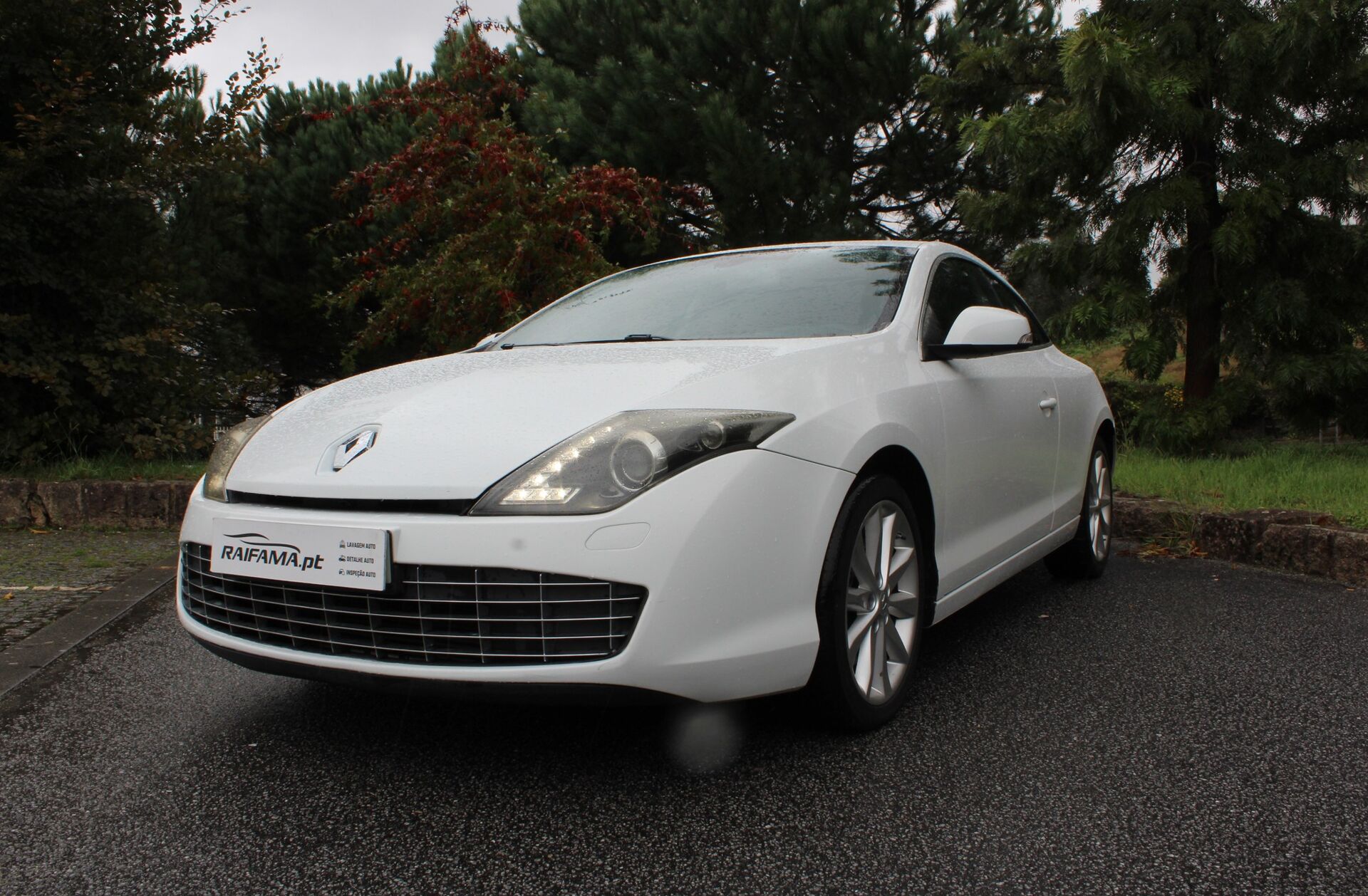 RENAULT Laguna Coupé 2.0 dCi Dyn.S 4Control