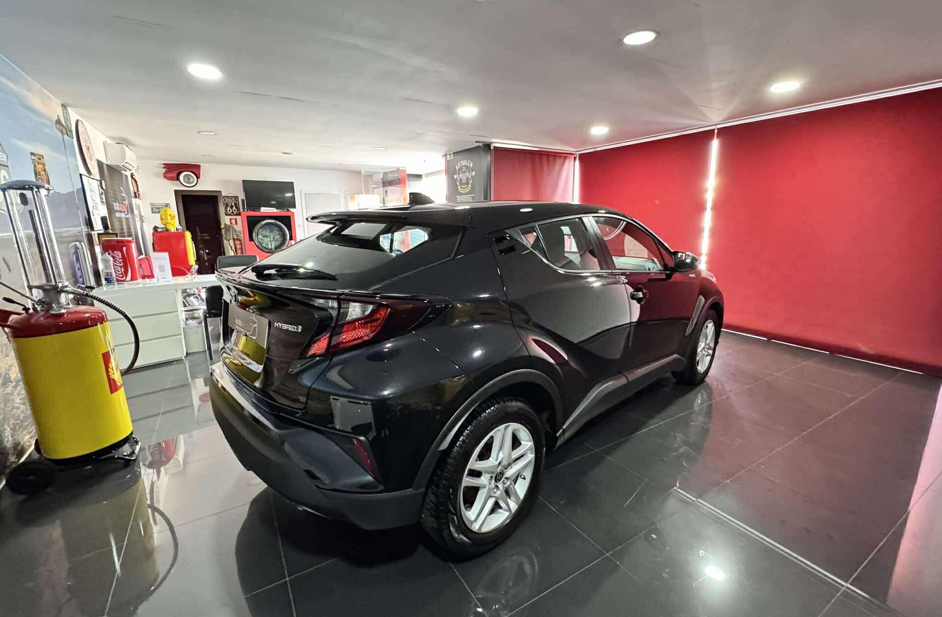 TOYOTA C-HR 1.8 Hybrid Exclusive