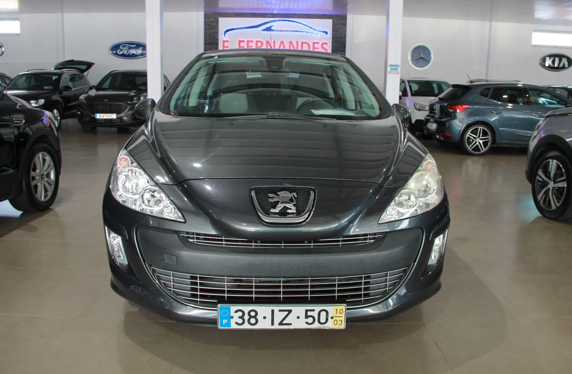 PEUGEOT 308 1.6 HDi Executive