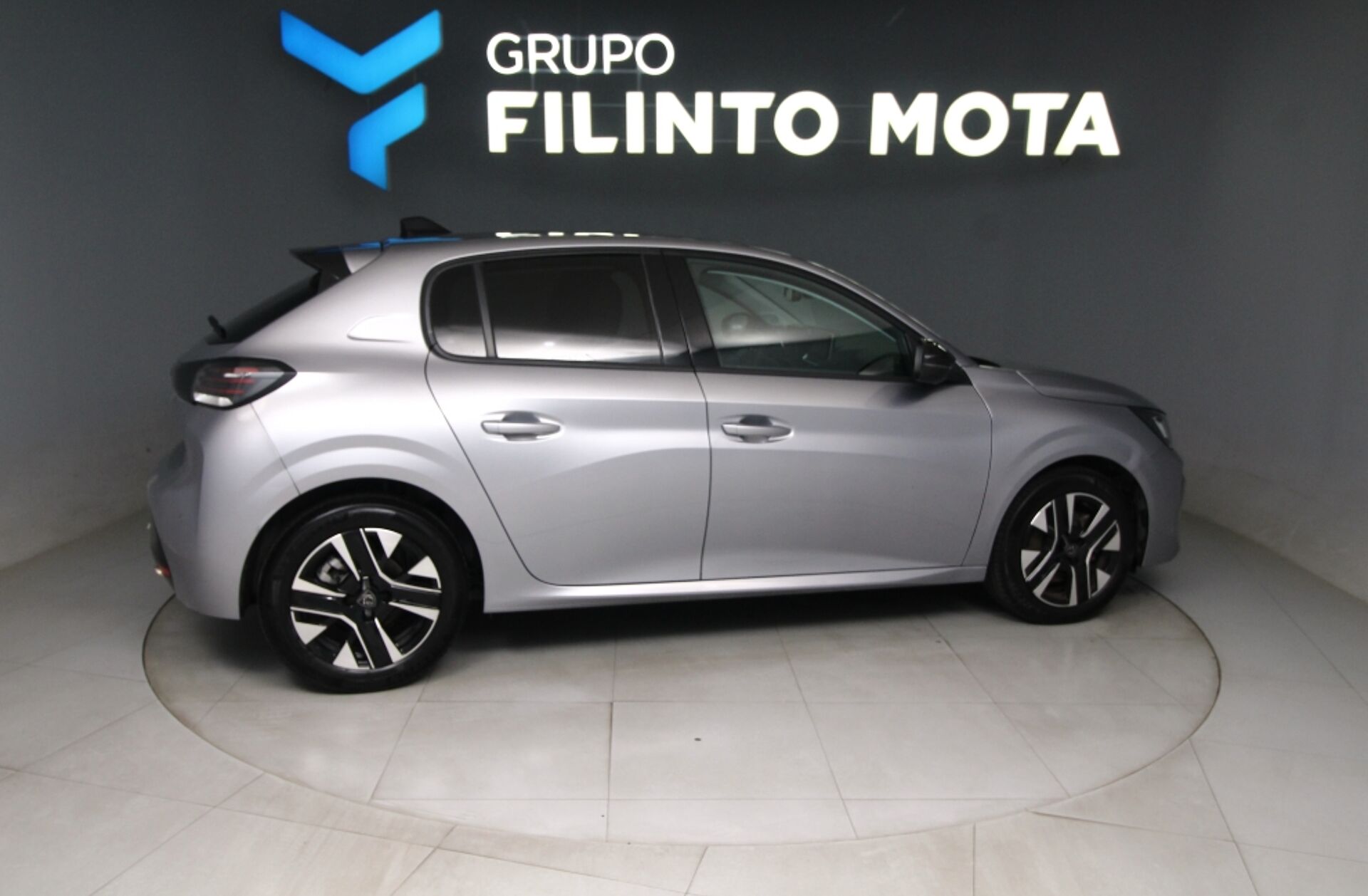 PEUGEOT 208 1.2 PureTech Allure