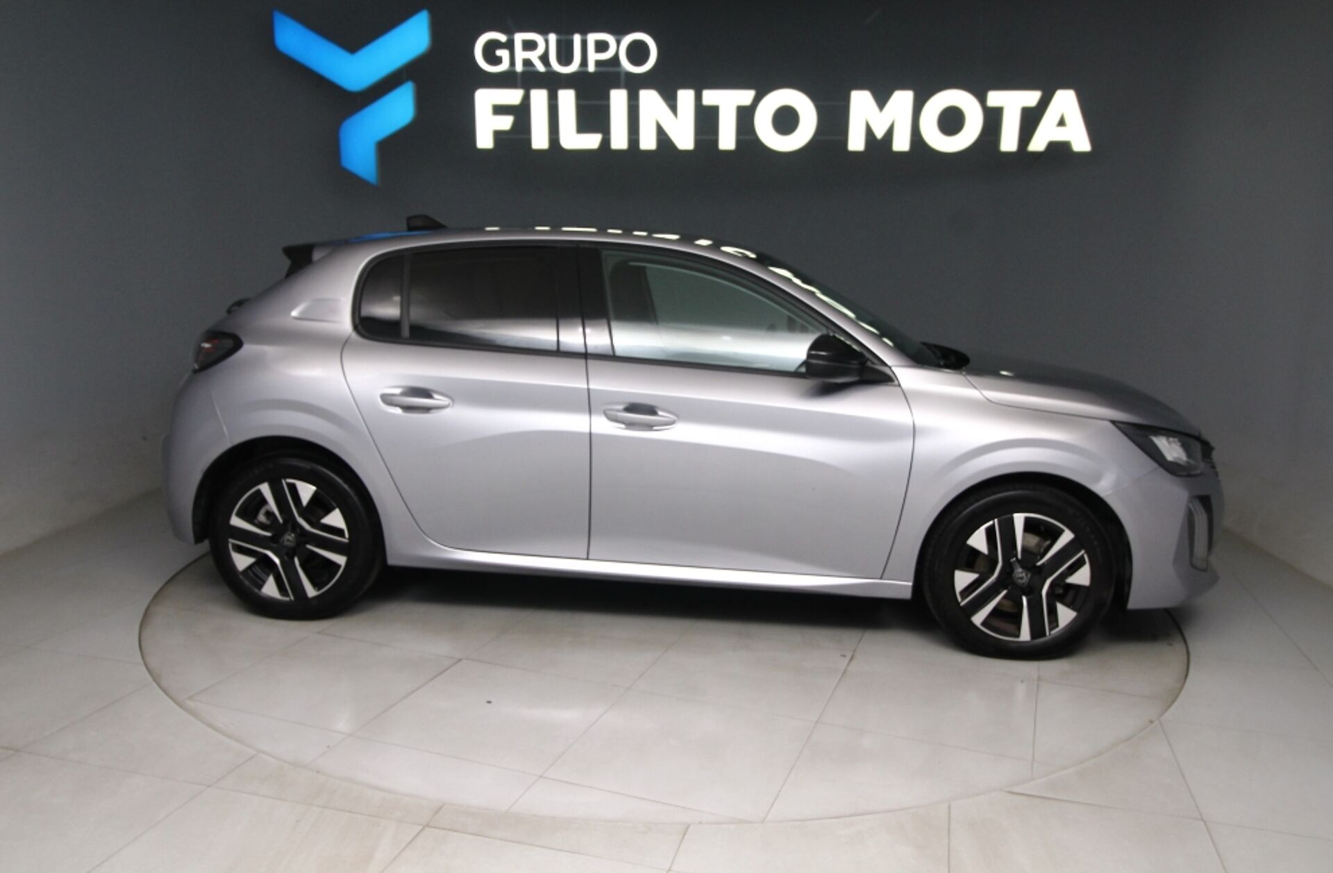 PEUGEOT 208 1.2 PureTech Allure