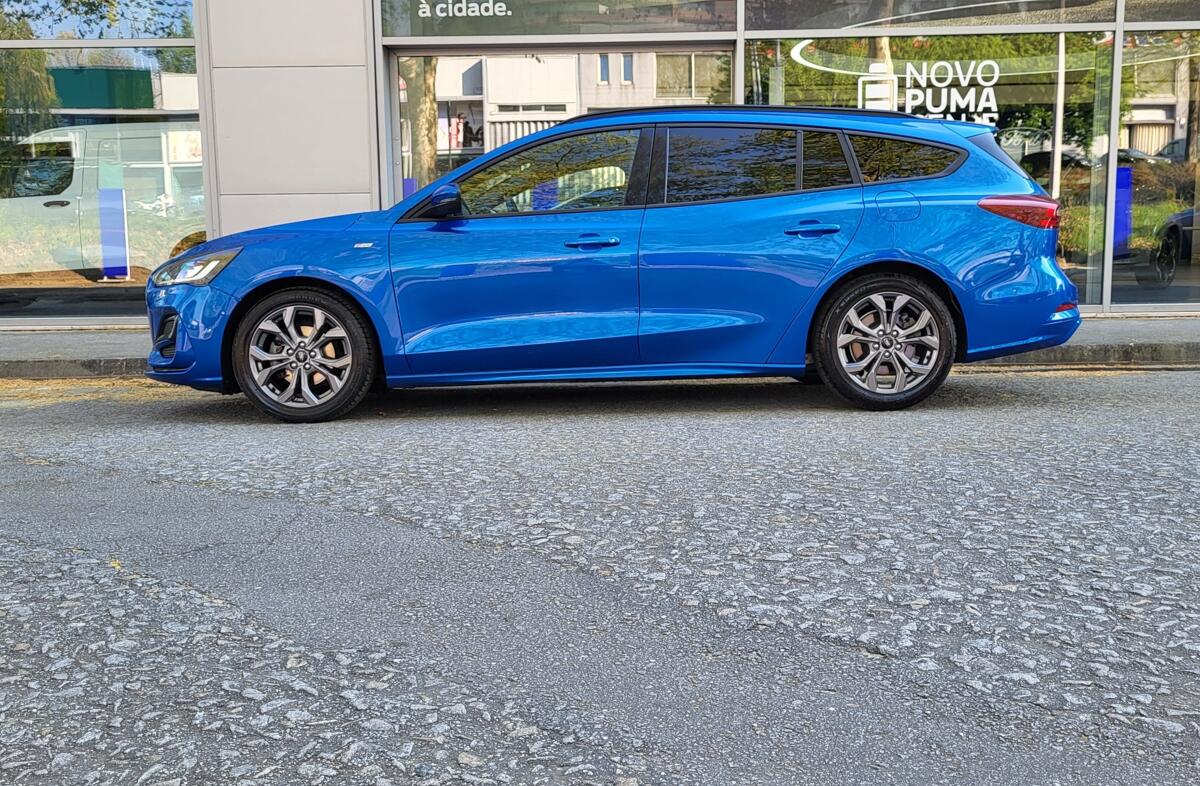 FORD Focus SW 1.0 EcoBoost MHEV ST-Line X