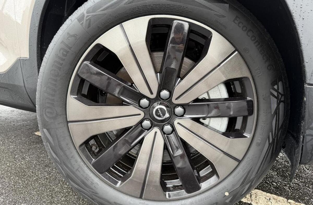 VOLVO XC40 Recharge Plus