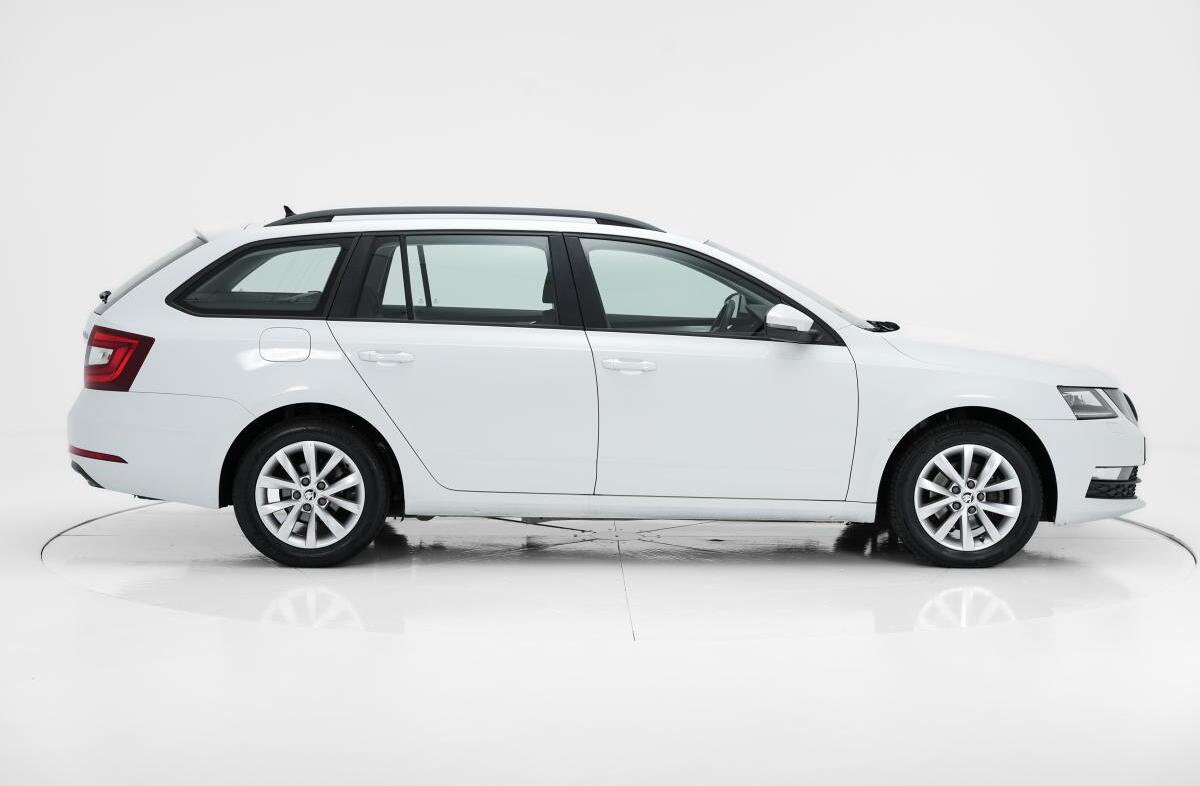 SKODA Octavia 2.0 TDI Ambition DSG