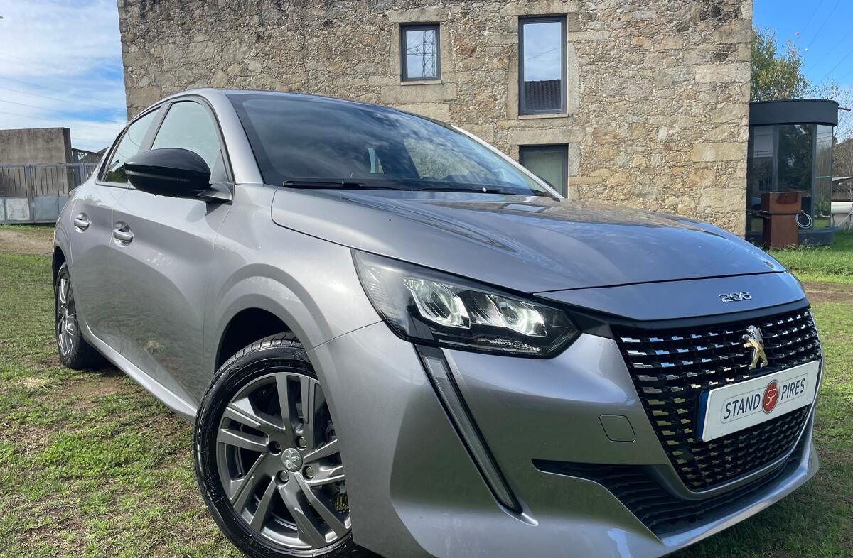 PEUGEOT 208 1.2 PureTech Active Pack