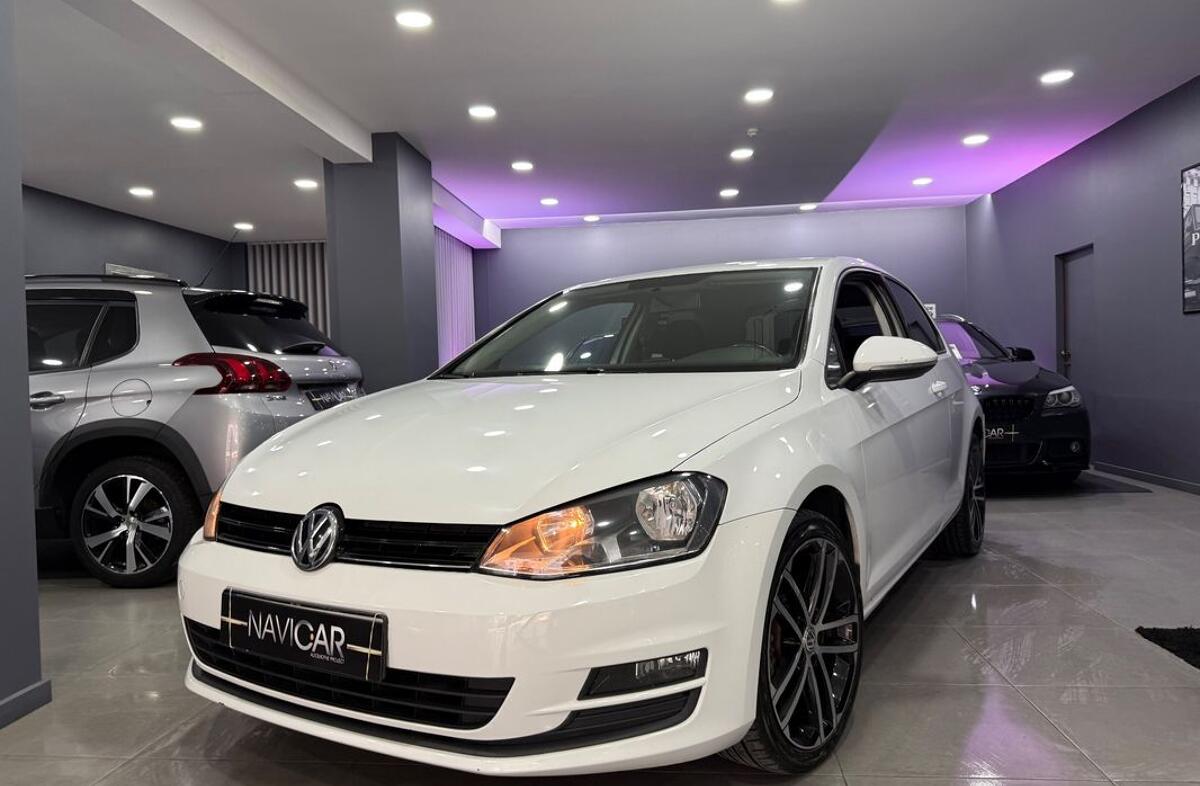 VOLKSWAGEN Golf 1.6 TDi BlueMotion Trendline