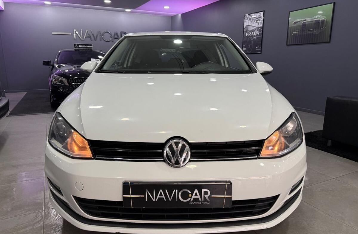 VOLKSWAGEN Golf 1.6 TDi BlueMotion Trendline