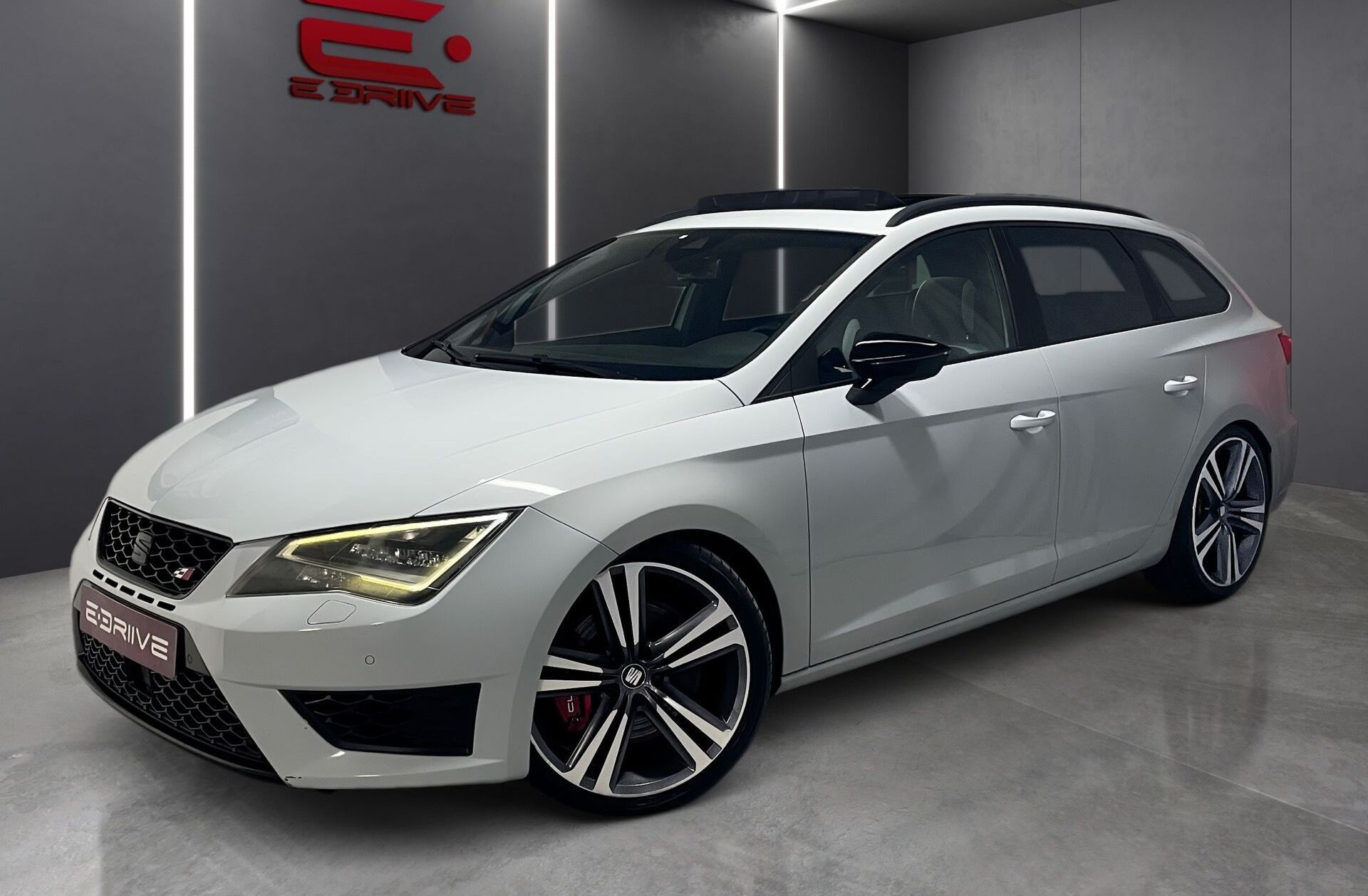 SEAT Leon ST 2.0 TSi Cupra DSG S/S