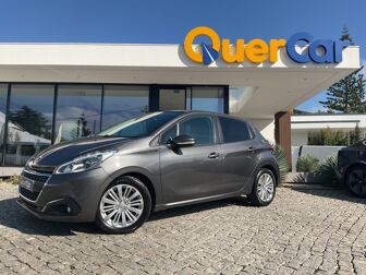 PEUGEOT 208 1.5 BlueHDi Signature